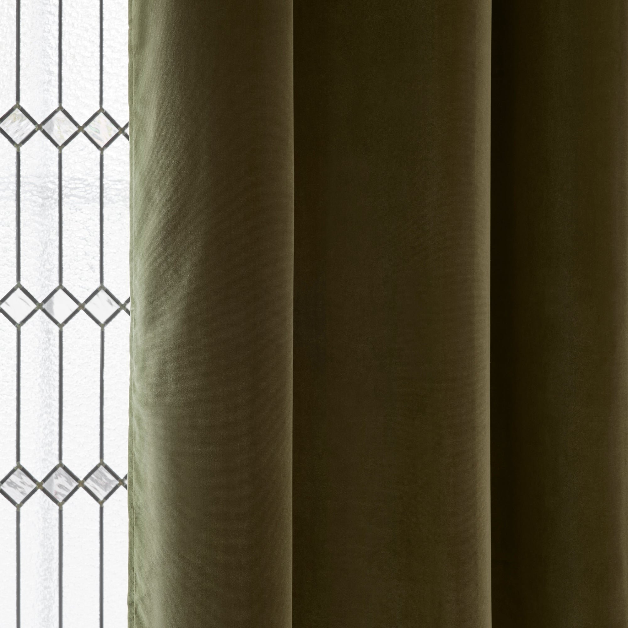 Curtain with gilt eyelets MADURA Green