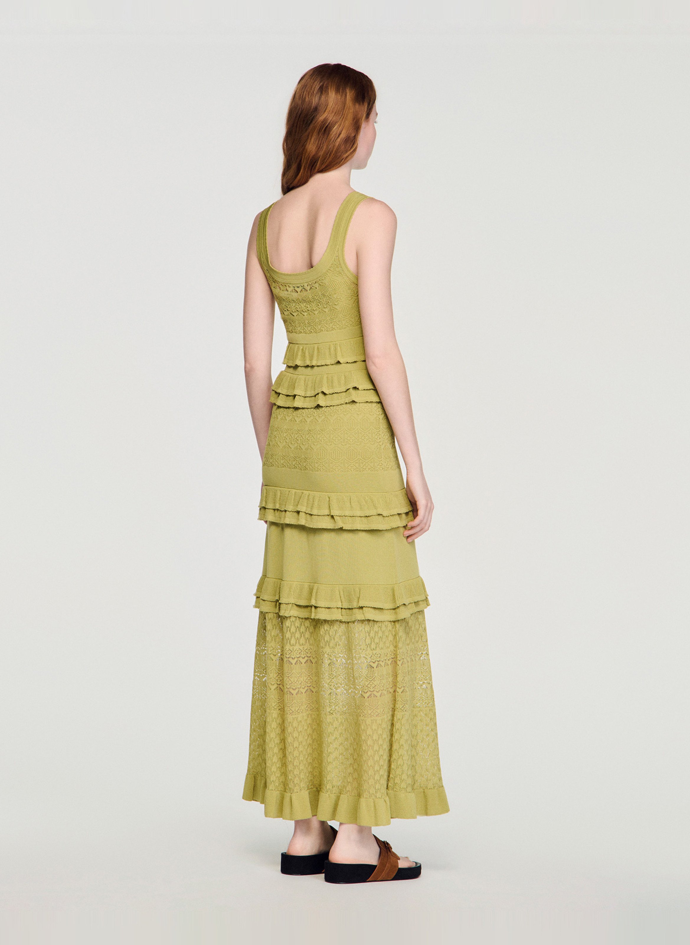 Lange aansluitende jurk met ruches SANDRO Groen