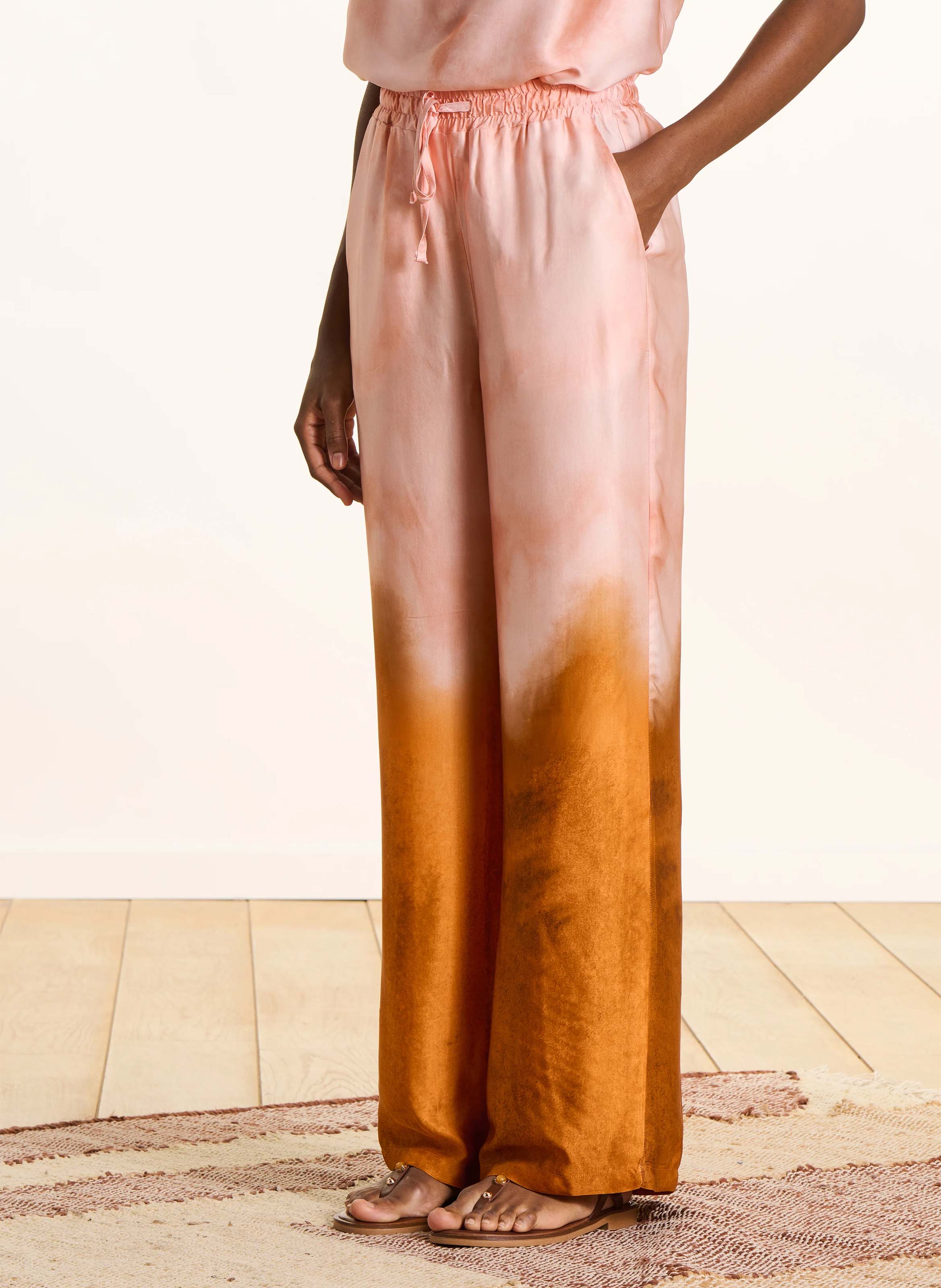 NE PAS REF : LA FEE MARABOUTEE Rosa