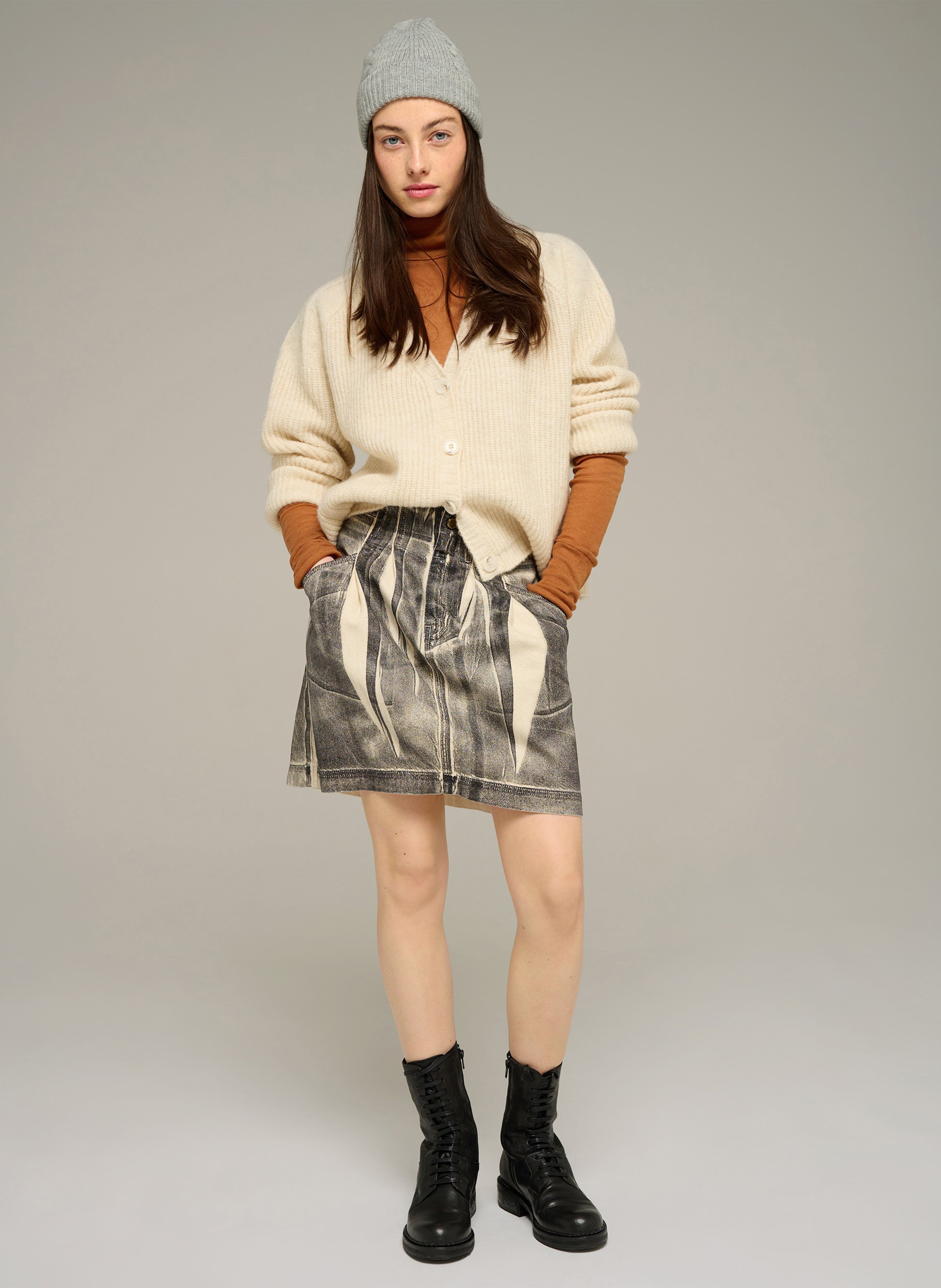 Short flared skirt COTELAC ACOTE Black
