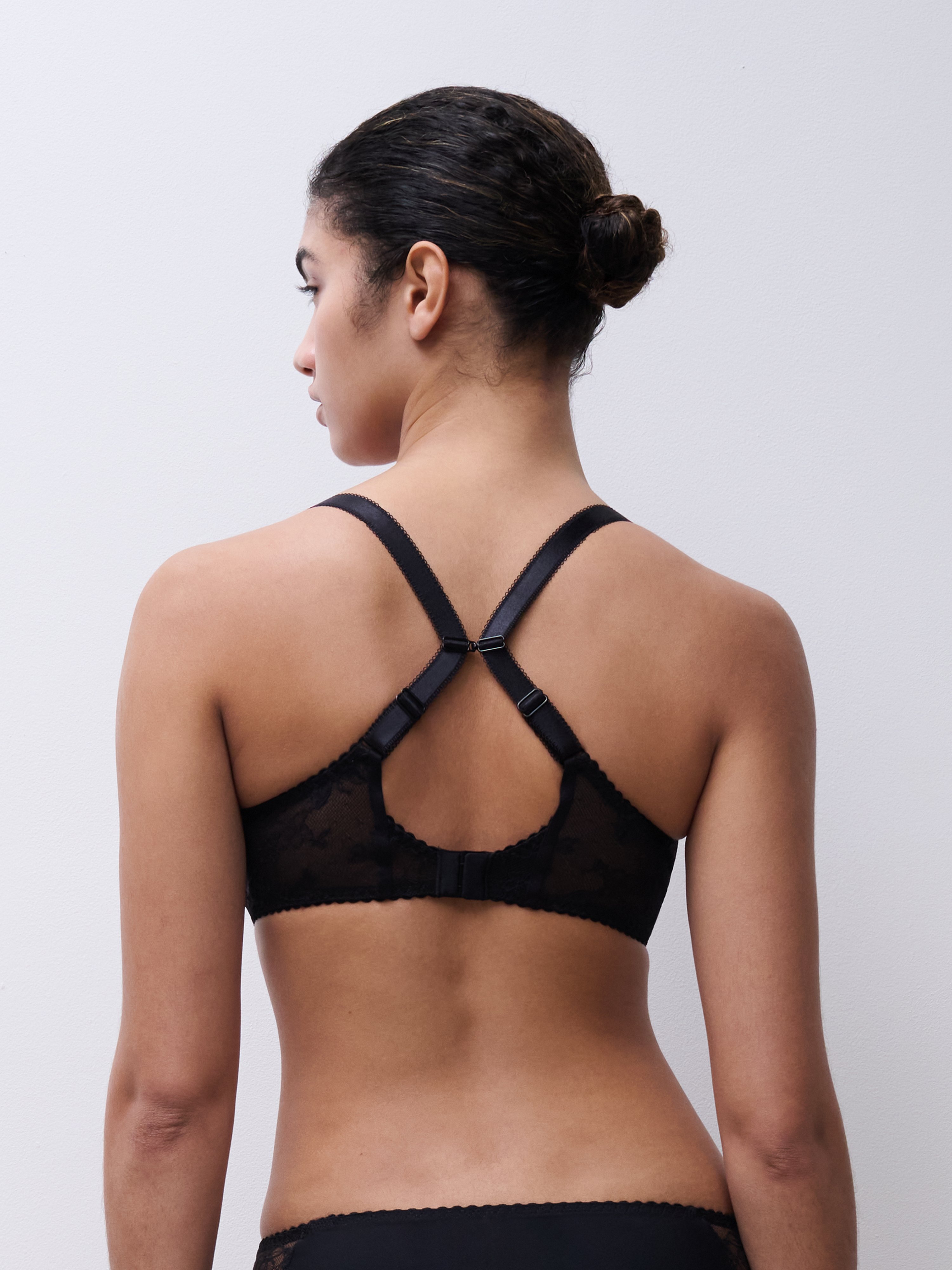 Full-cup bra CHANTELLE PULP Black