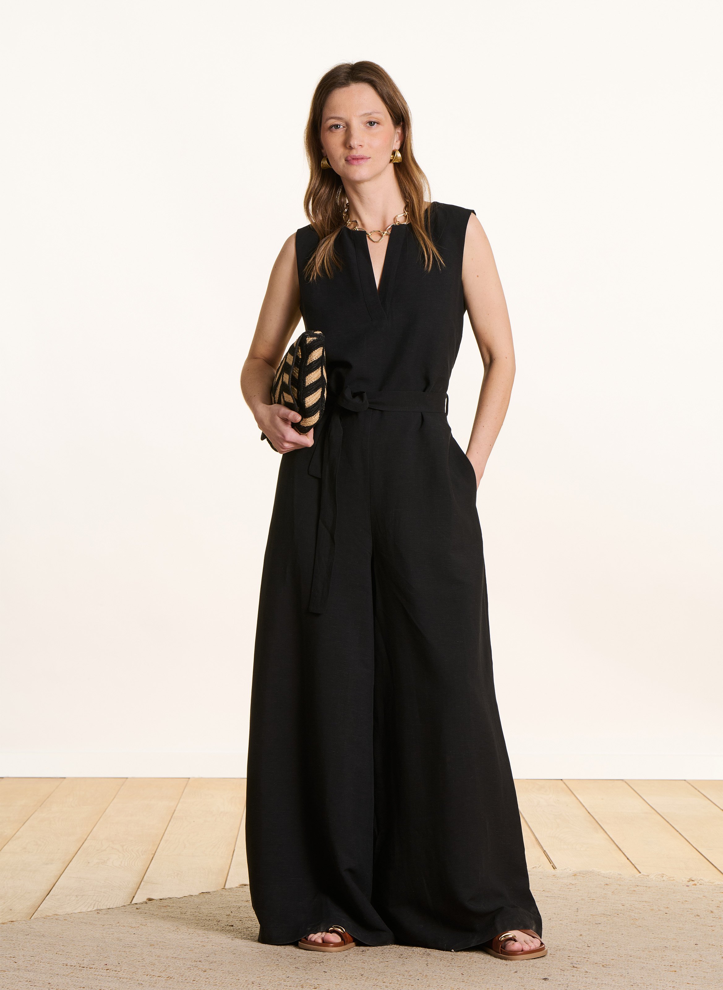 Weite Einteiler in einfarbigem Design LA FEE MARABOUTEE