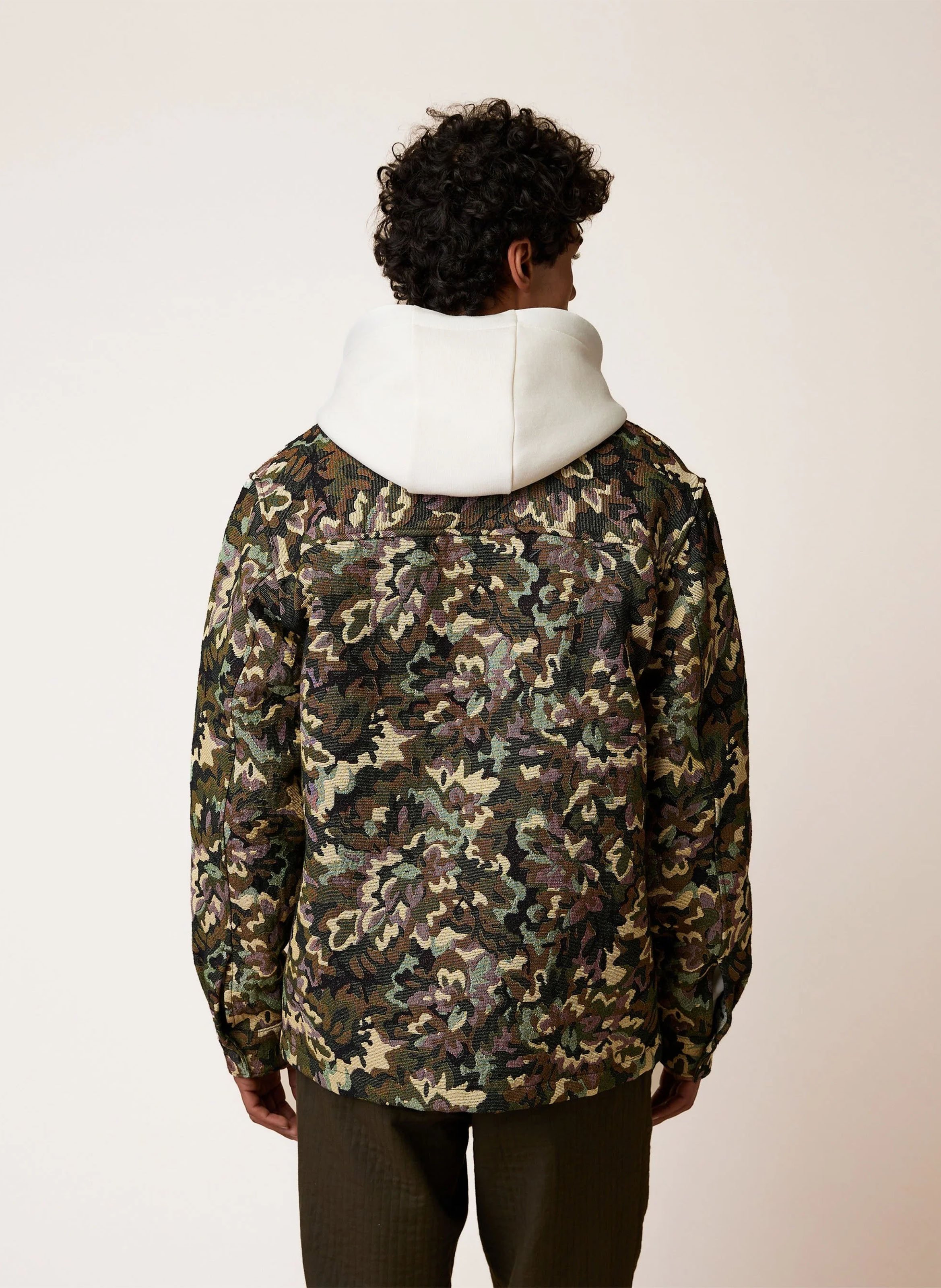 Gerade geschnittene Bluse mit Print FAGUO Khaki