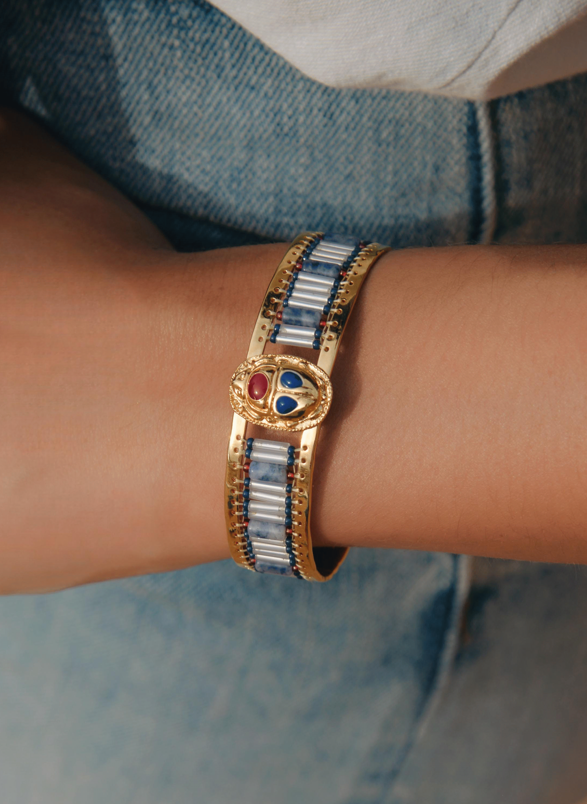 Woven bead bangle bracelet with central cabochon HIPANEMA Blue