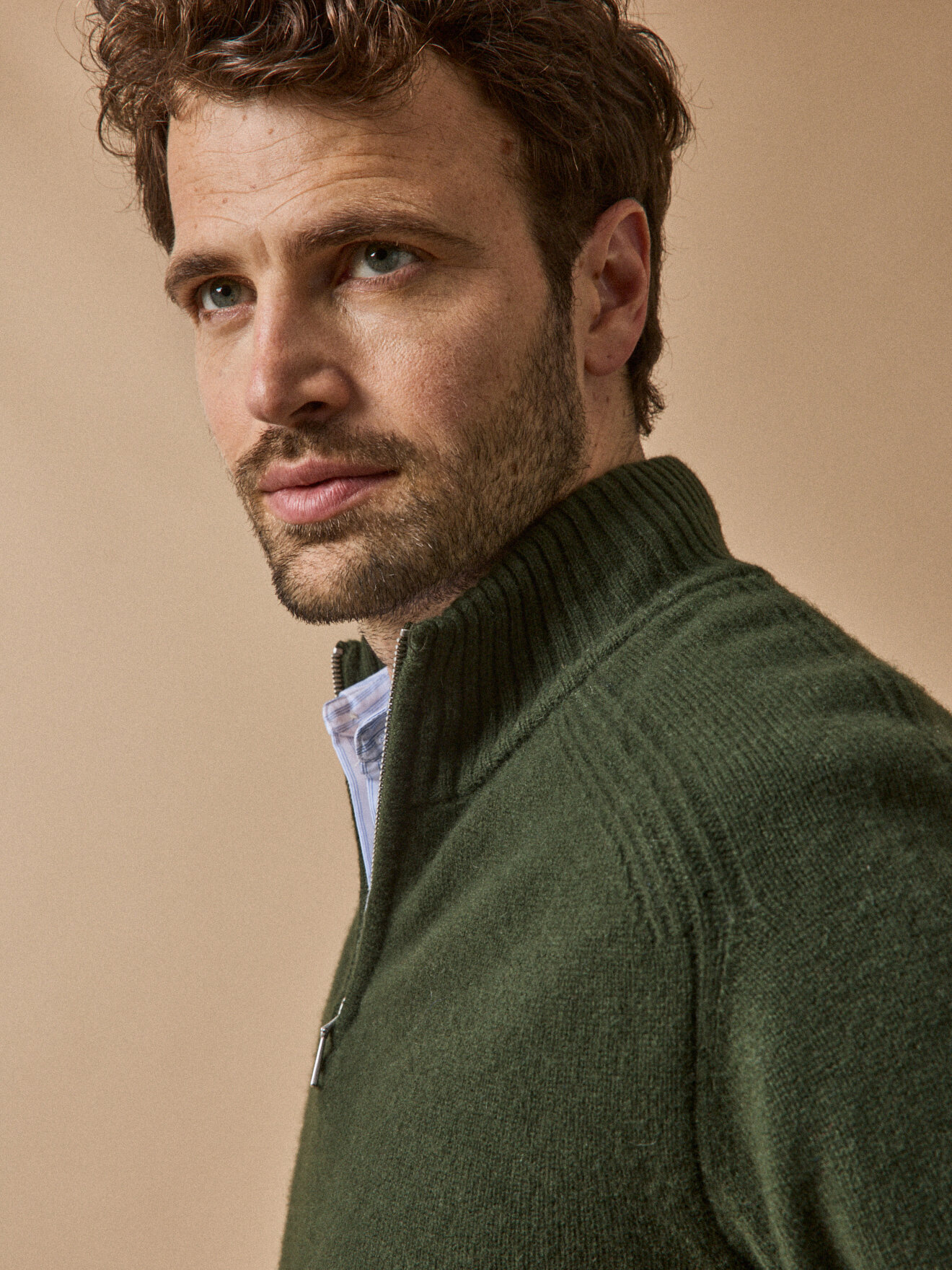 High-neck zipped sweater Green