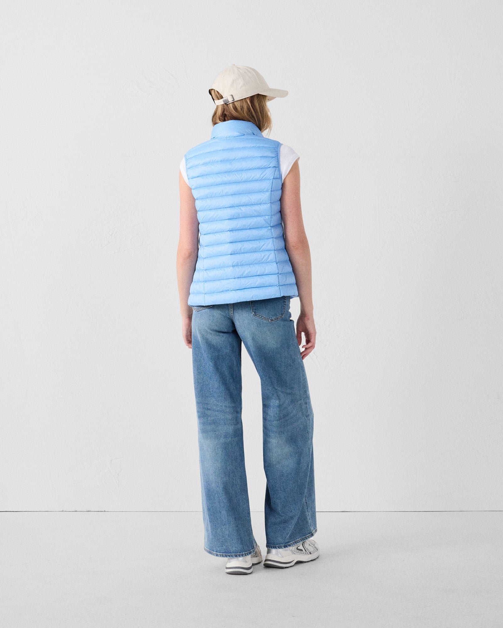 Sleeveless lightweight down vest seda JOTT Blue