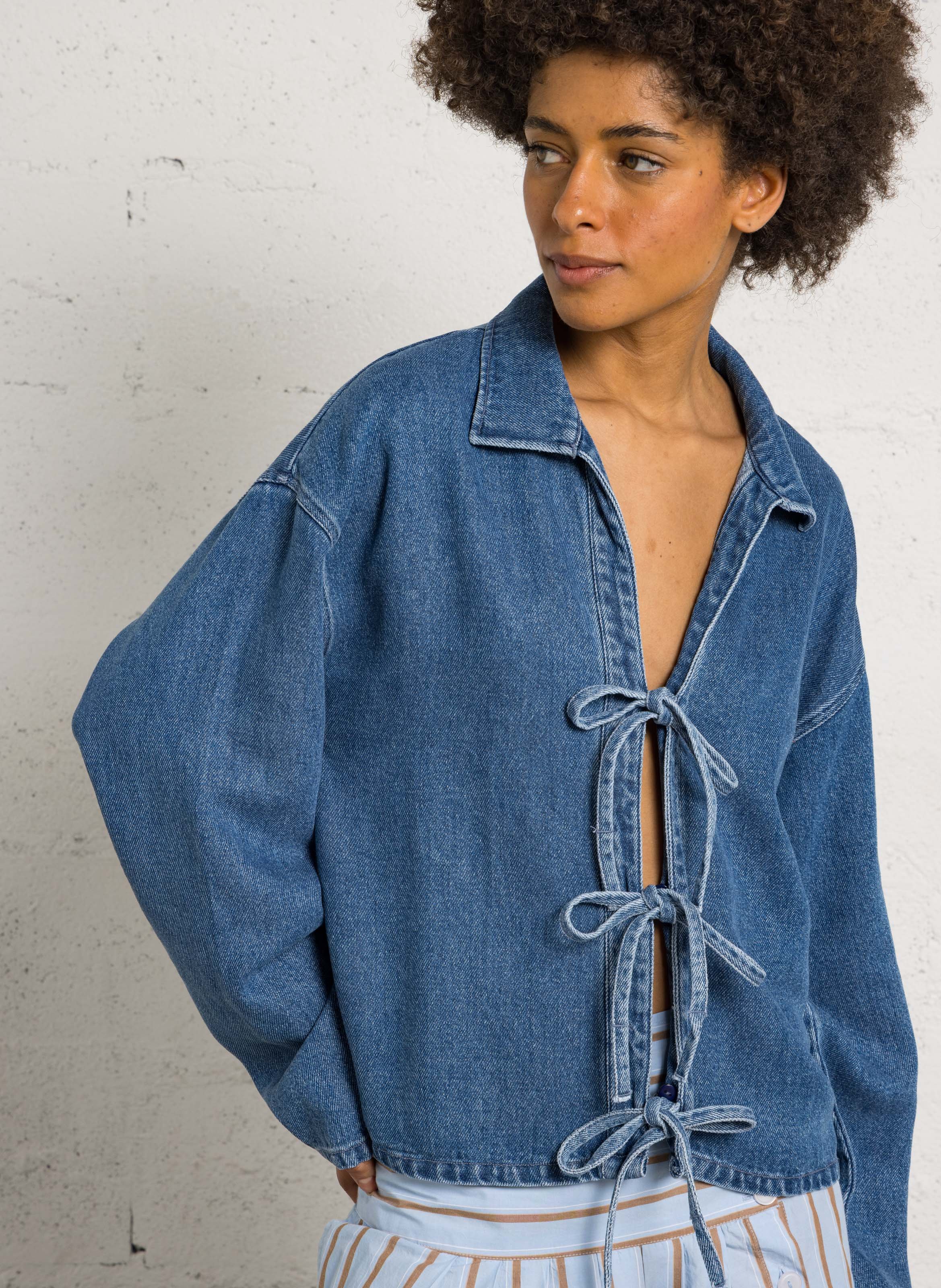 Top met V-hals en denim effect THE NEW SOCIETY Blauw
