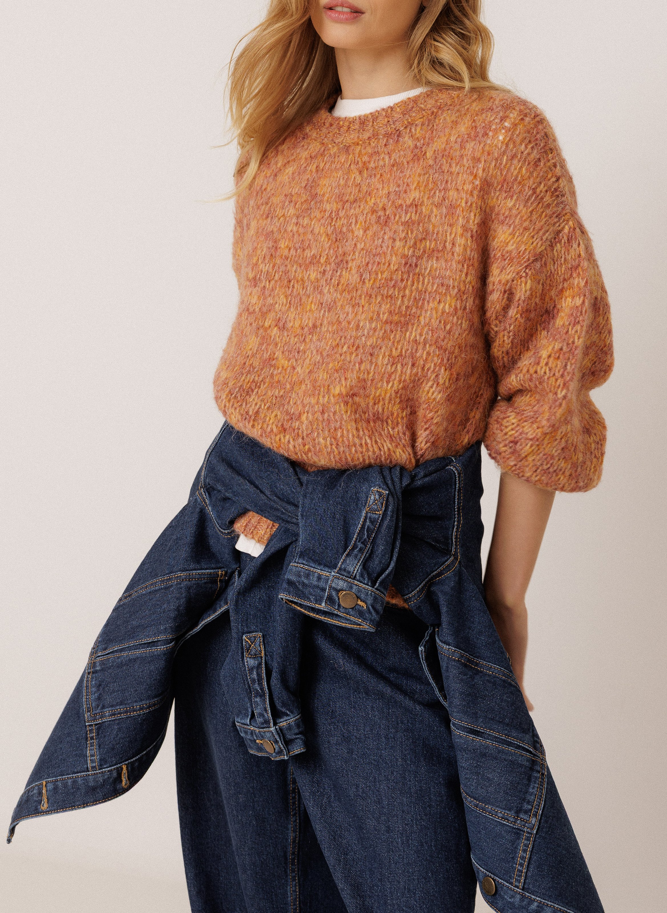 Round-neck oversized sweater INDI & COLD Pink