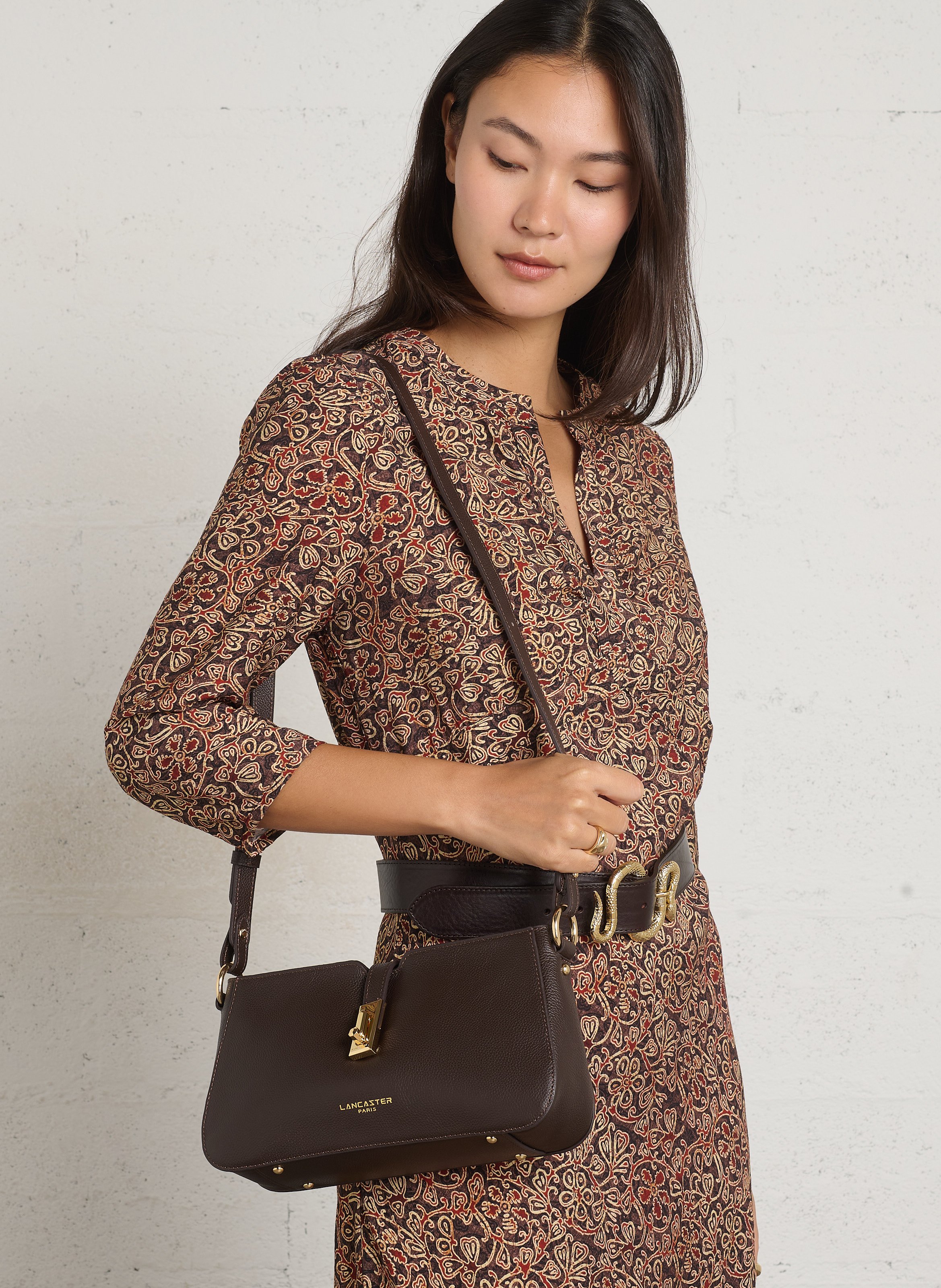 Rectangular cowhide leather handbag LANCASTER PARIS Brown