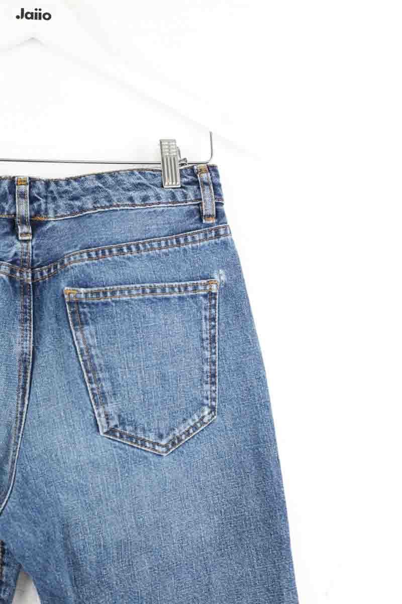 - Straight-leg jeans
- 5 pockets
- Straight cut
- Faded effect SEZANE - Seconde main Blue