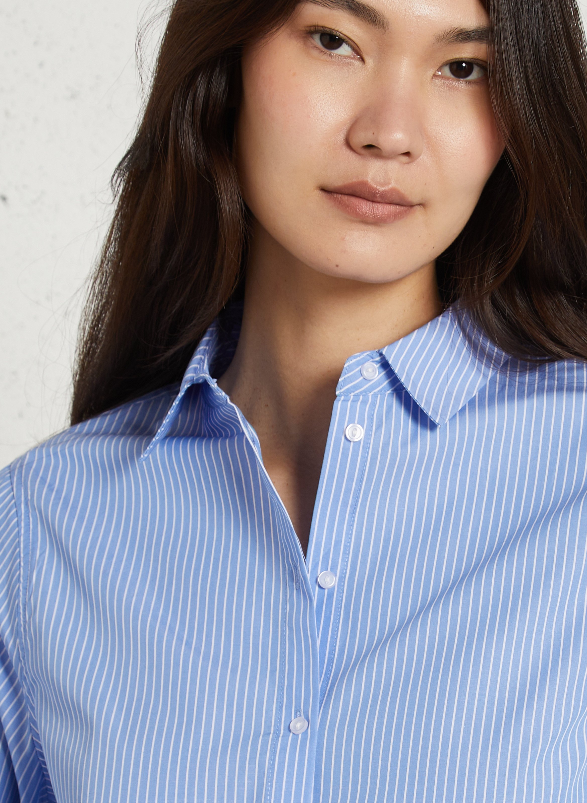 Gerade geschnittenes Baumwollhemd mit klassischem Kragen und Streifen SUD EXPRESS Blau