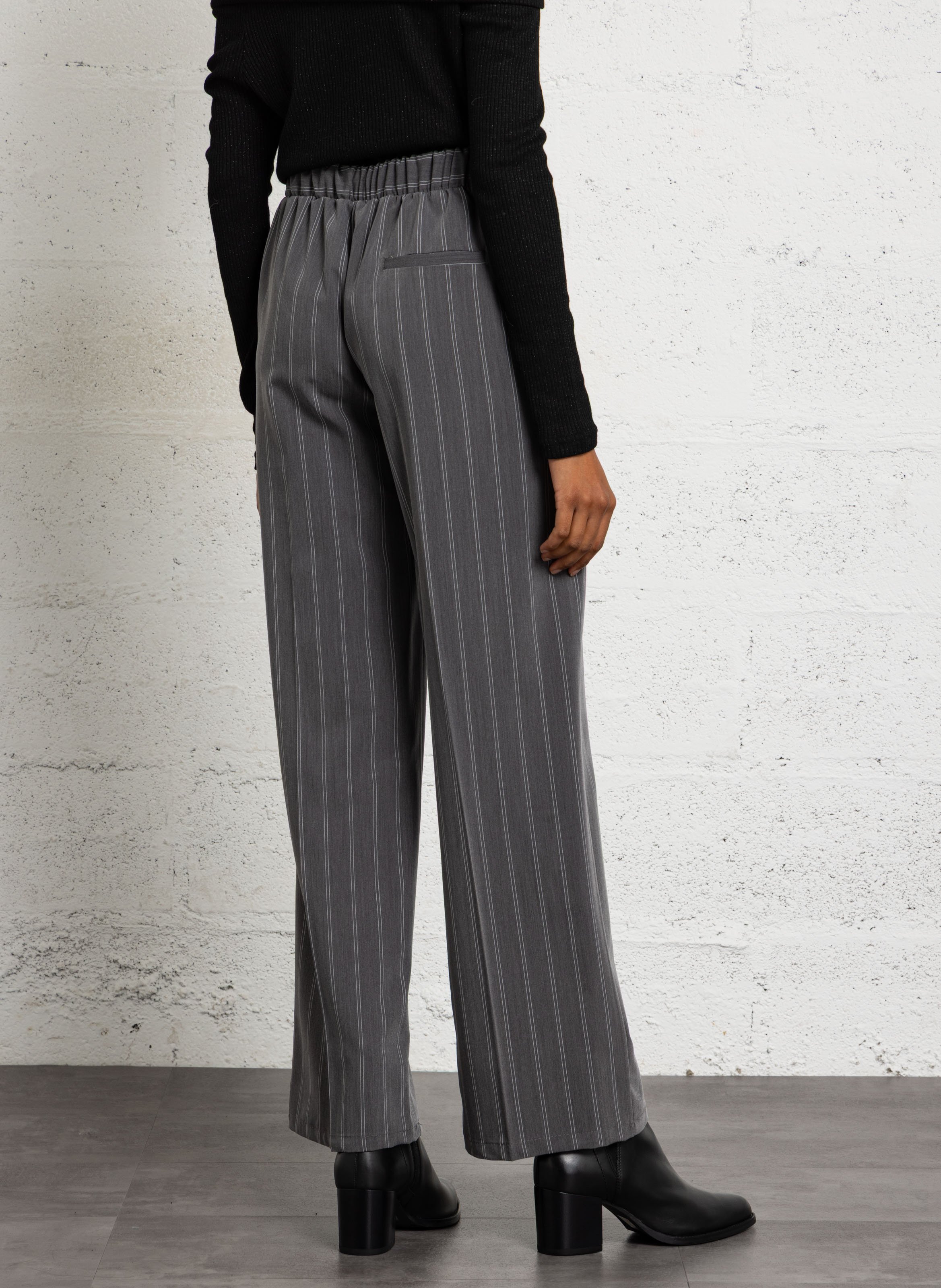 Gerade geschnittene Taillenhose mit Streifen IMPERIAL Grau