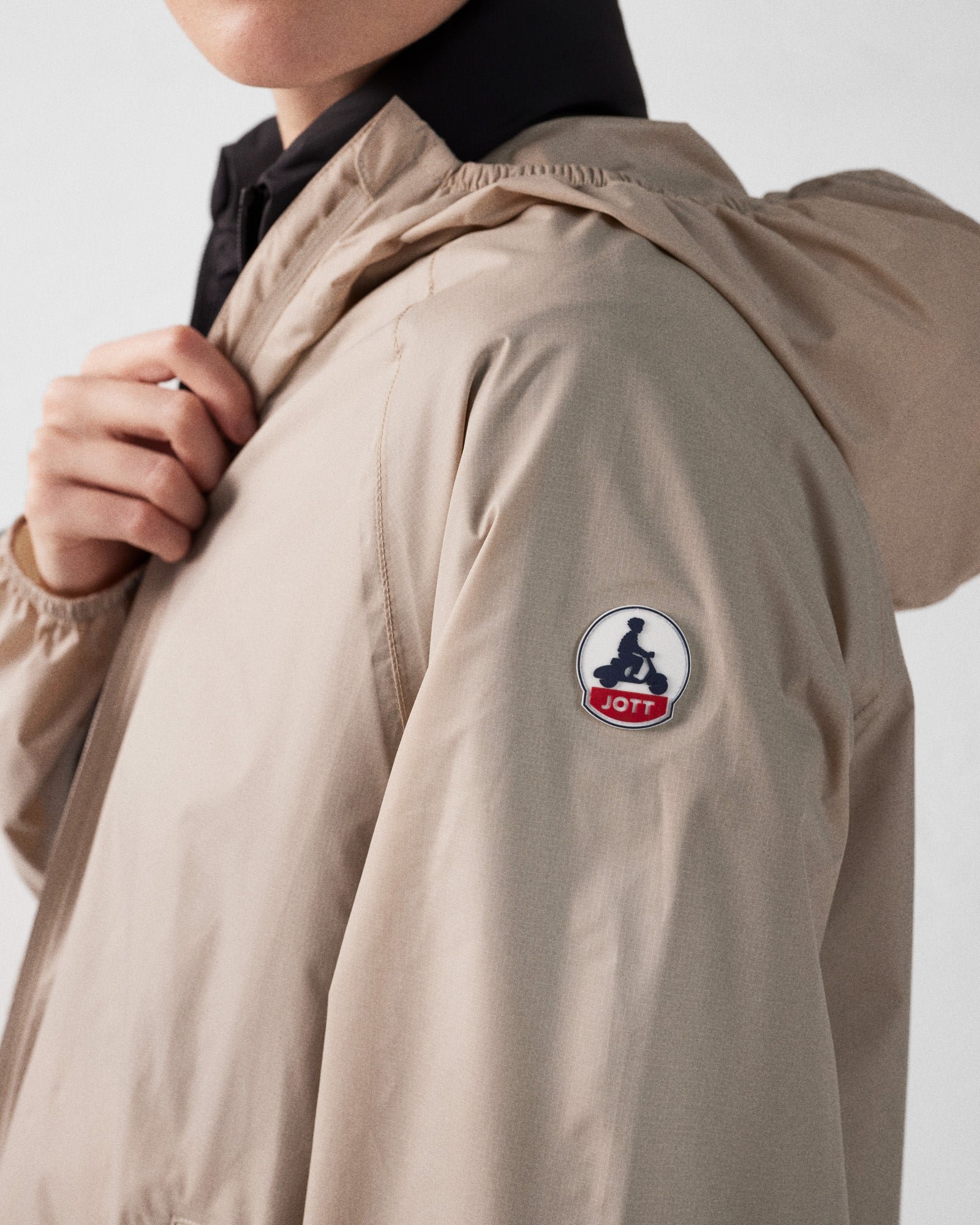 Glendale long hooded raincoat JOTT Beige