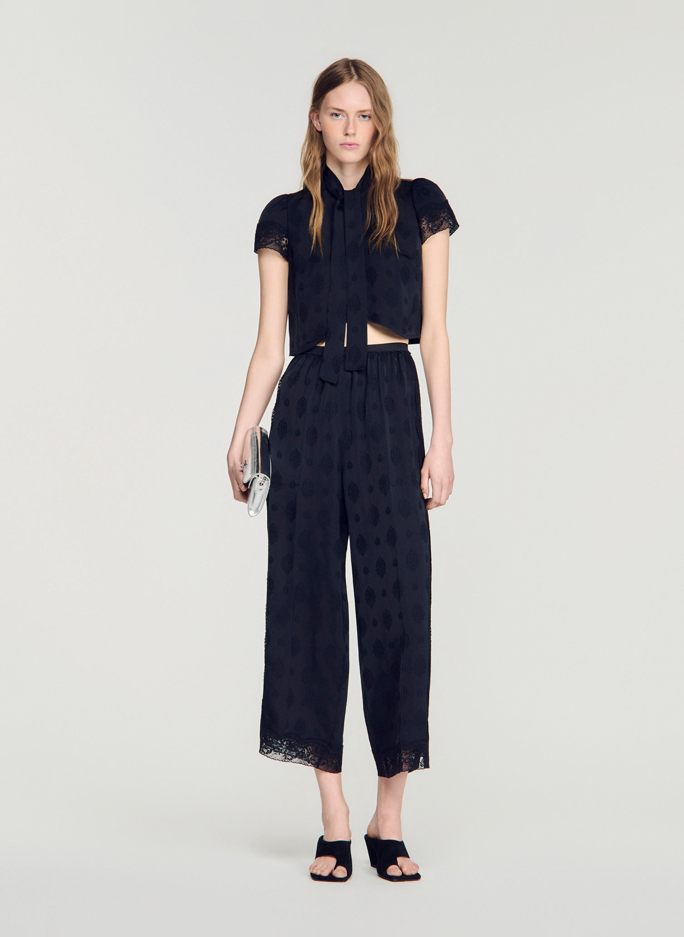 Top court jacquard col lavallière SANDRO Noir