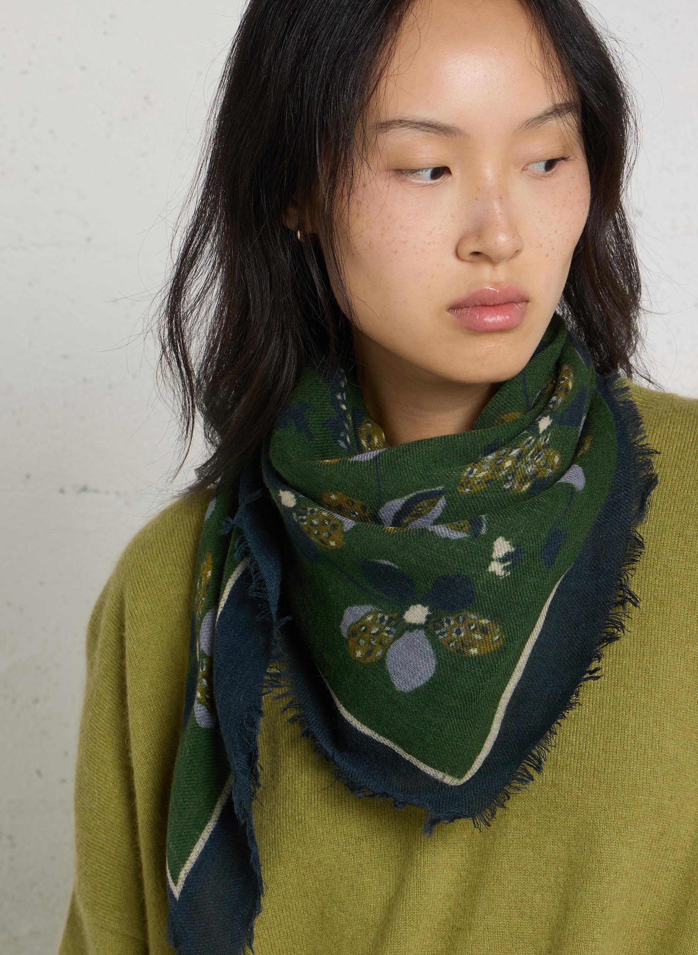 Wollen foulard met print NICE THINGS