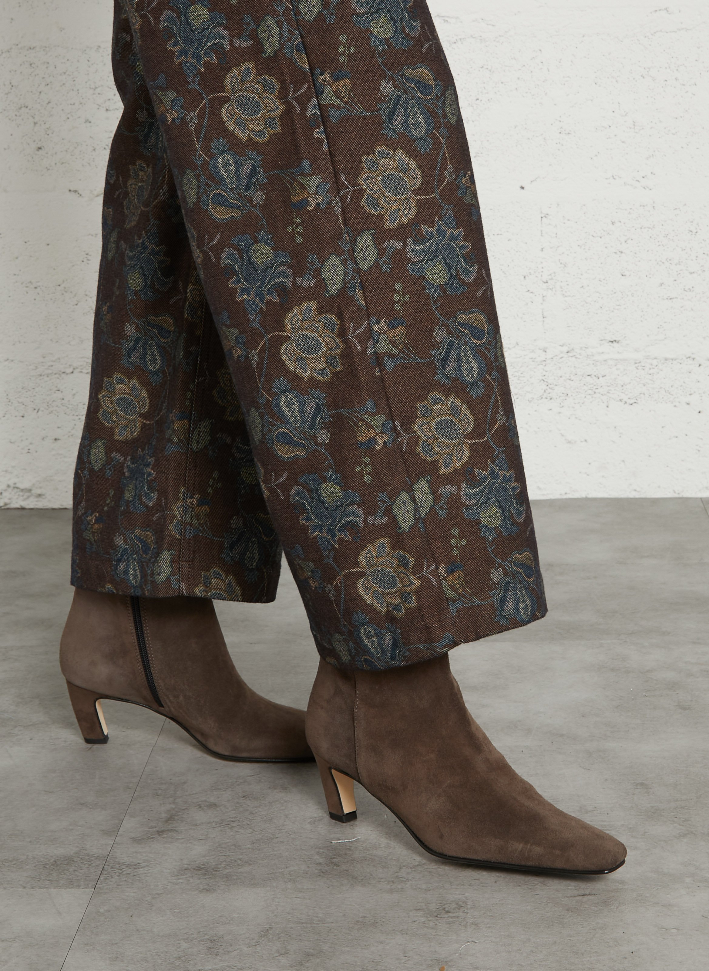 Pat suede ankle boots ODARE Brown