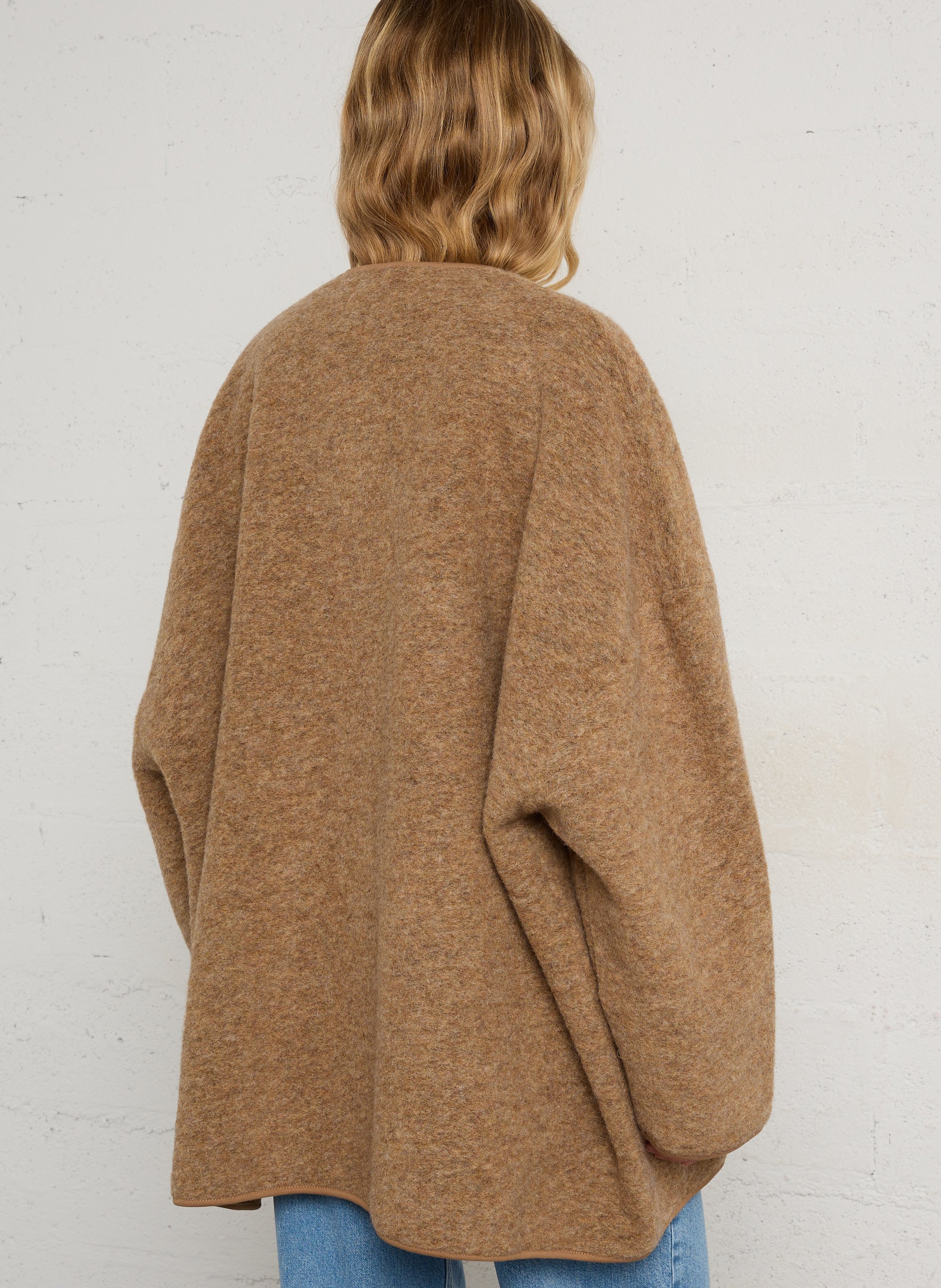 Manteau col rond boutonné en laine mélangée AME ANTWERP Beige
