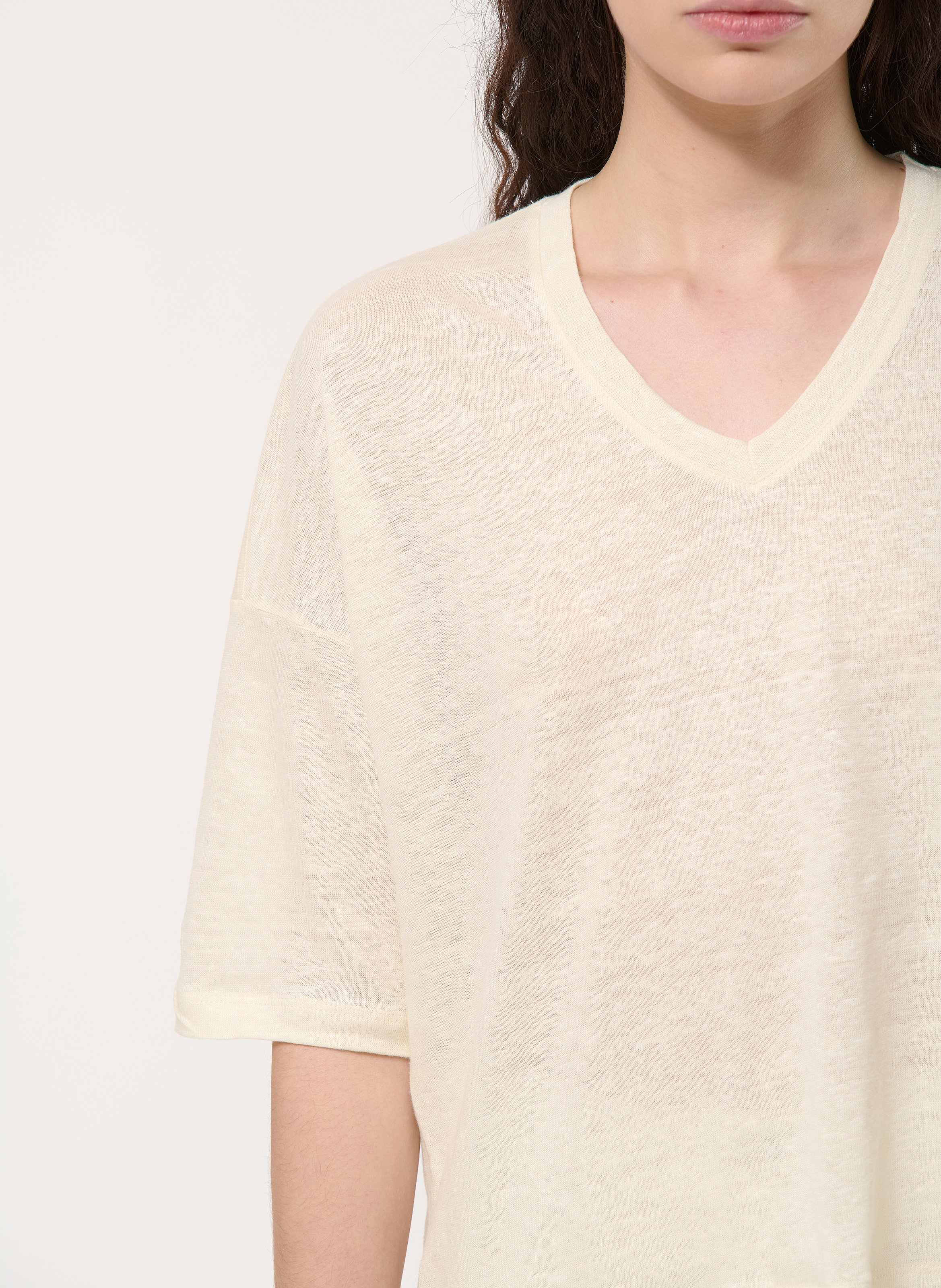 Tee-shirt col V en lin HUMILITY Beige