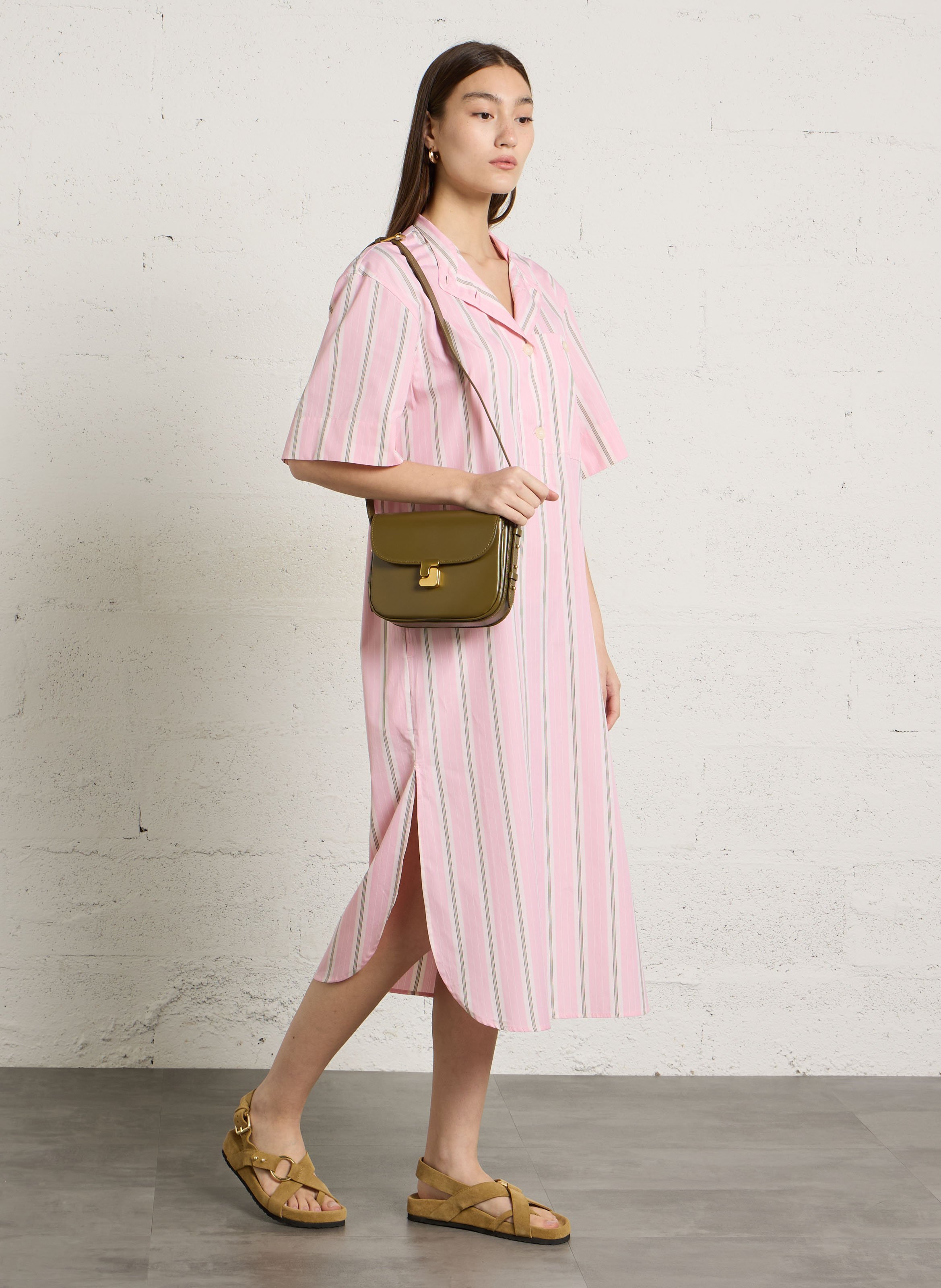 Langes Rundhalskleid aus Baumwolle. SOEUR Rosa