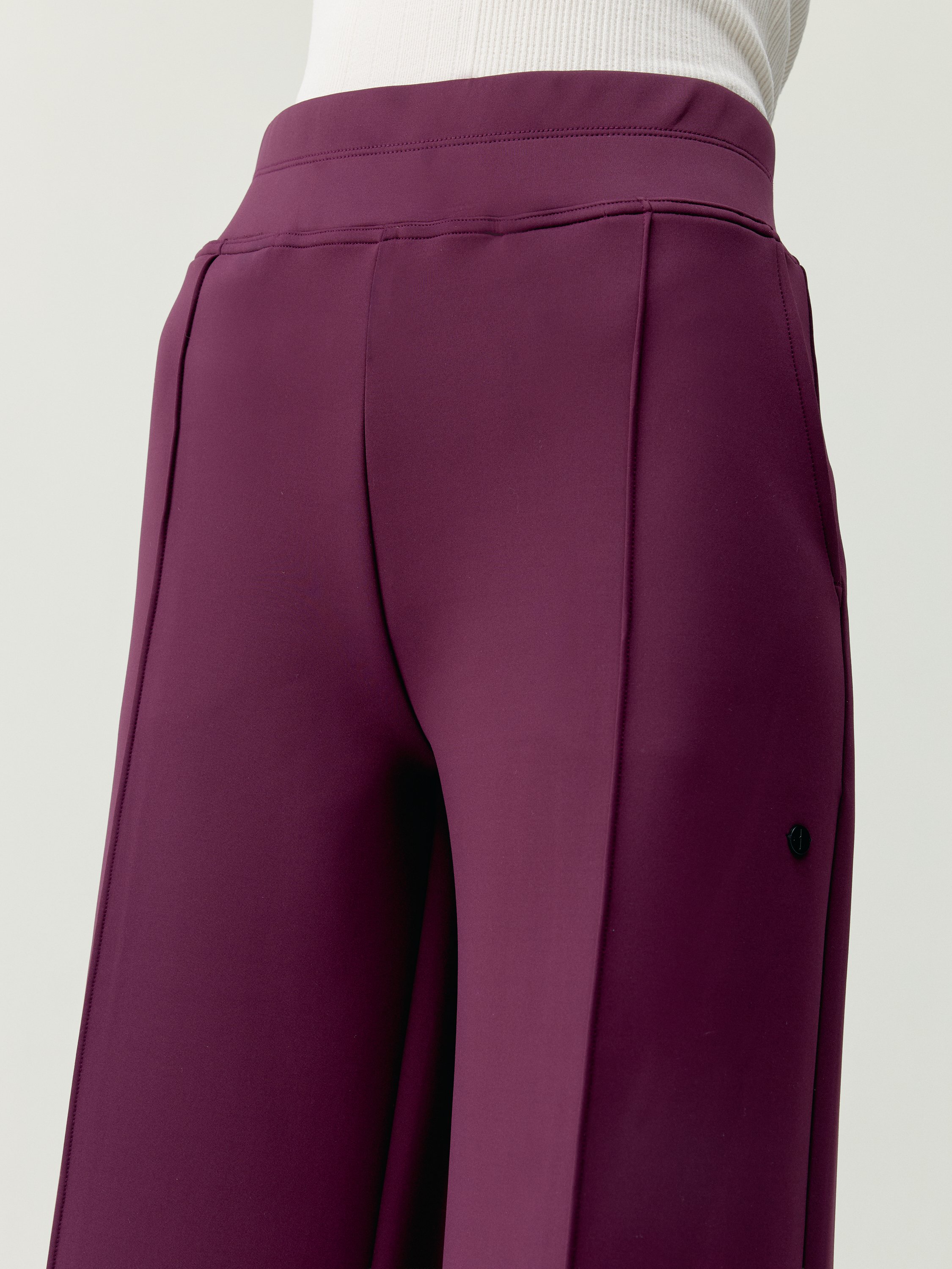 Women's wide-leg sport pants with pockets BORN Red