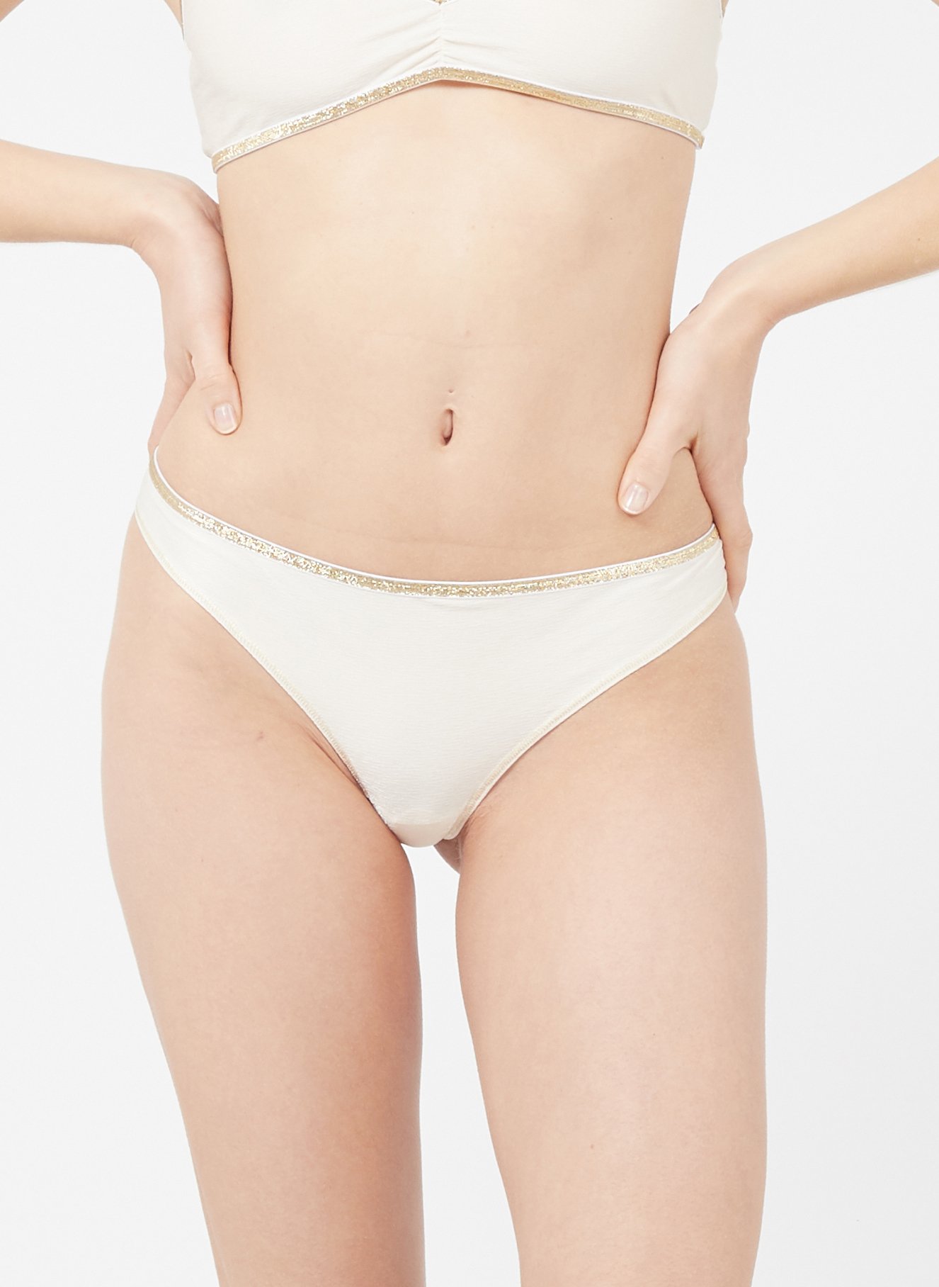High-cut panties with metallic thread LA NOUVELLE