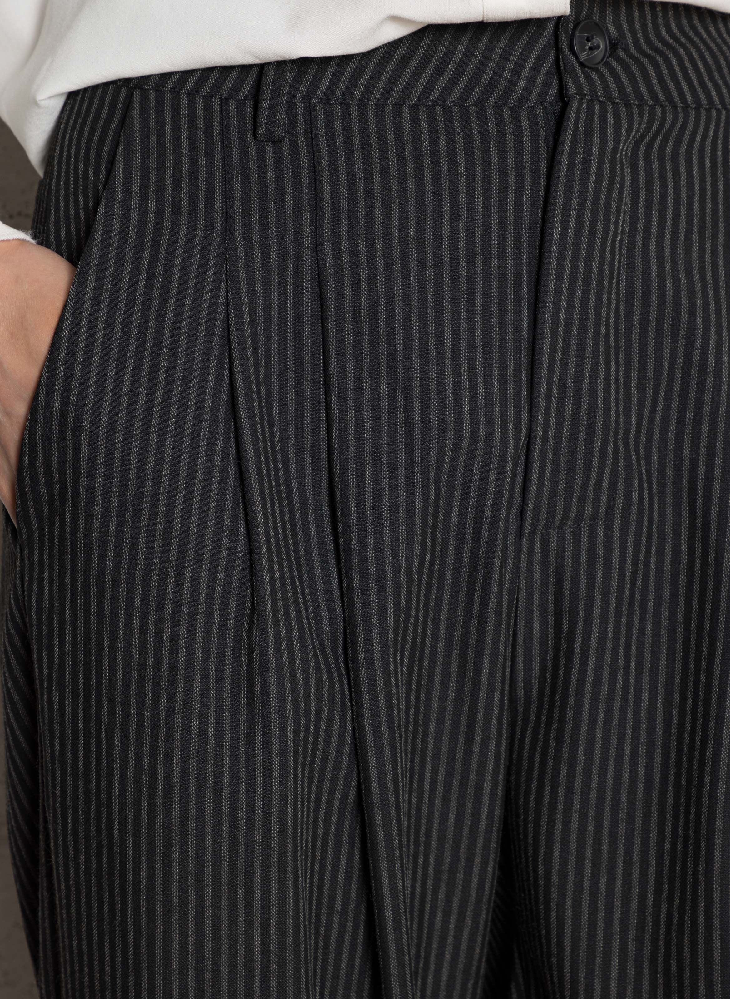 High-waisted wide-leg striped pants Black