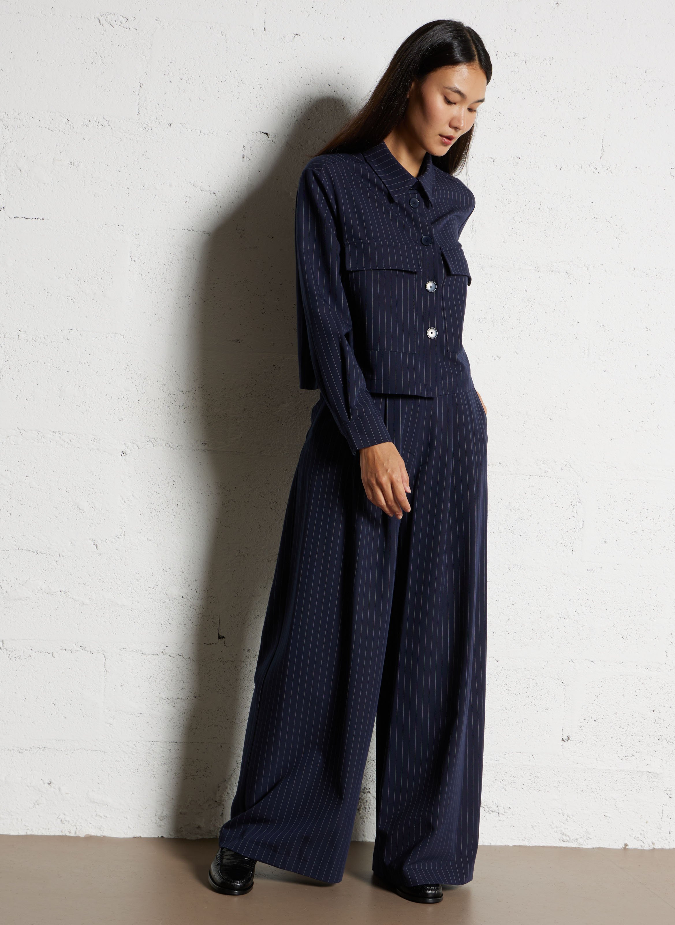 Short classic-collar jacket with stripes PLEASE Blue