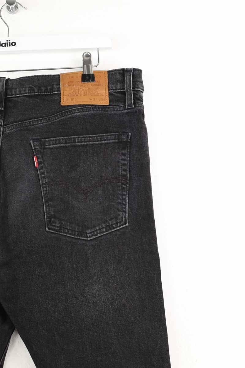 - Straight-leg jeans
- 5 pockets
- Straight cut
- Faded effect LEVI'S - Seconde main Black