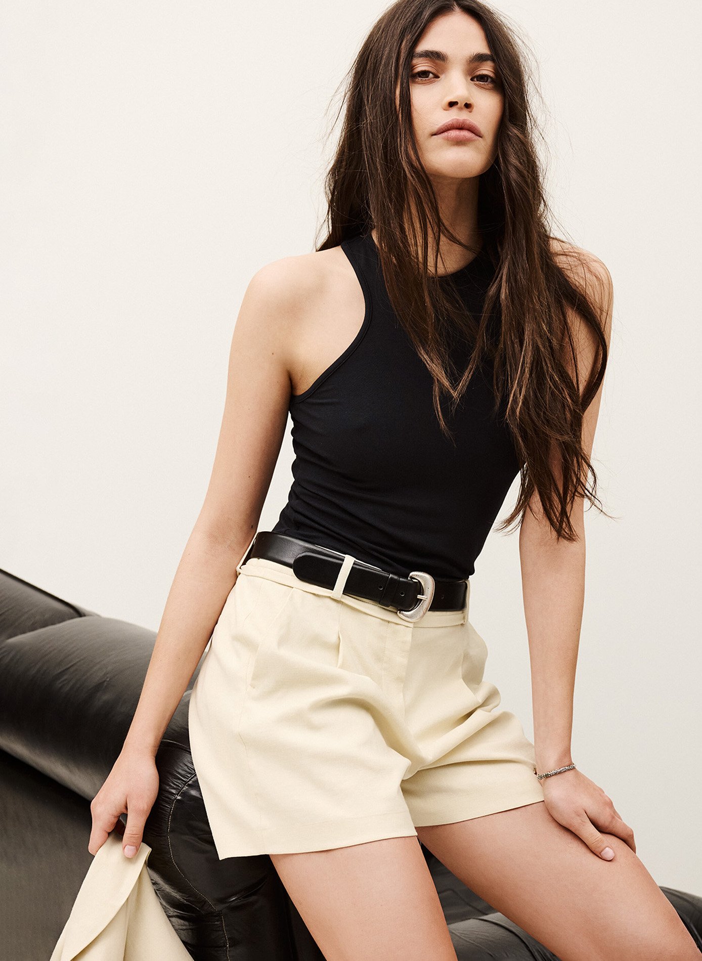 Short droit en lin BA&SH Beige