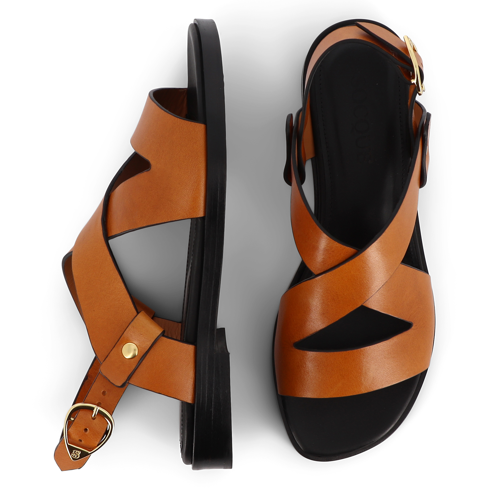 Sandales plates à brides croisées en cuir SOCQUE PARIS Beige