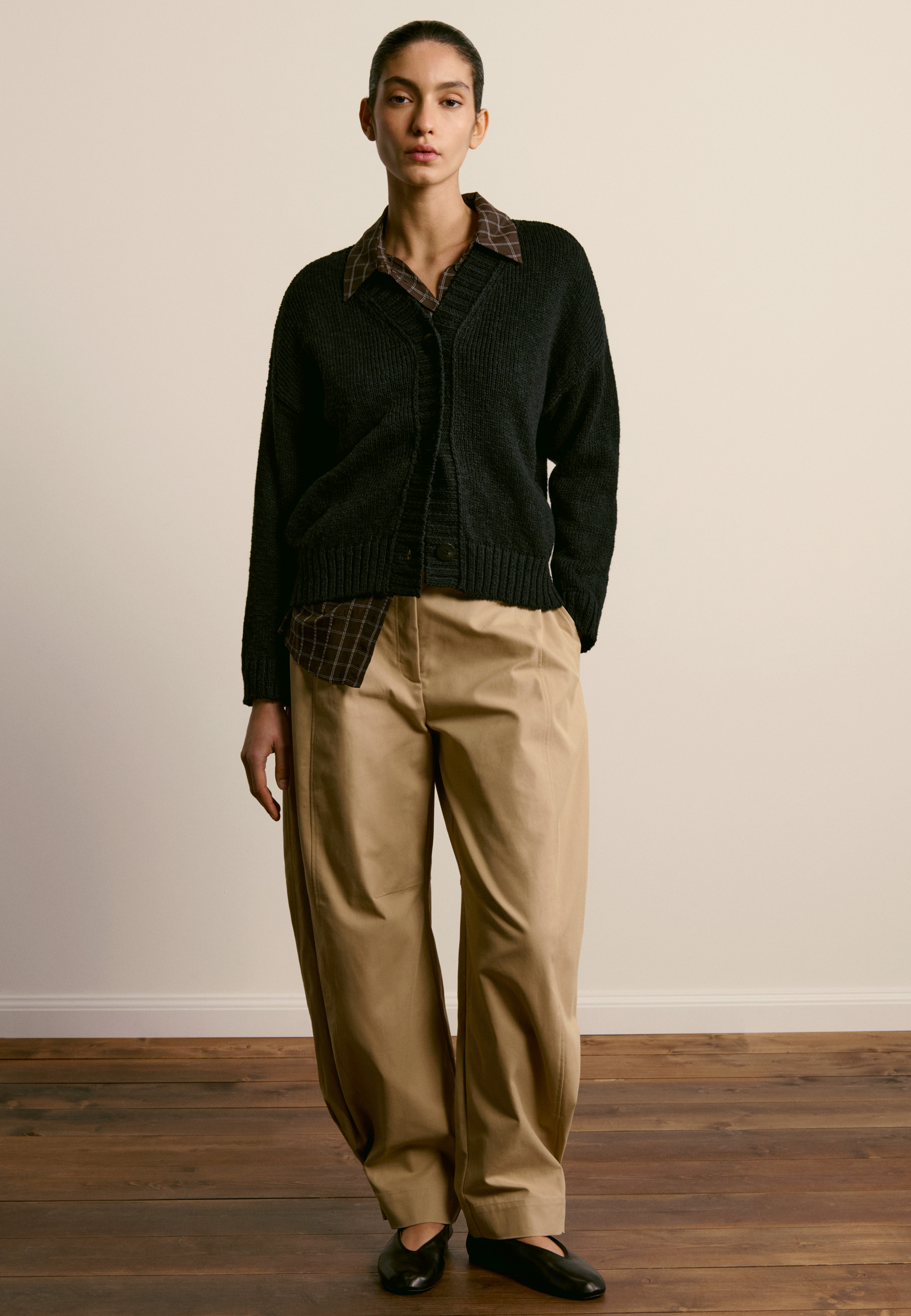 V-neck cotton and linen cardigan MAISON MONTAGUT Blue