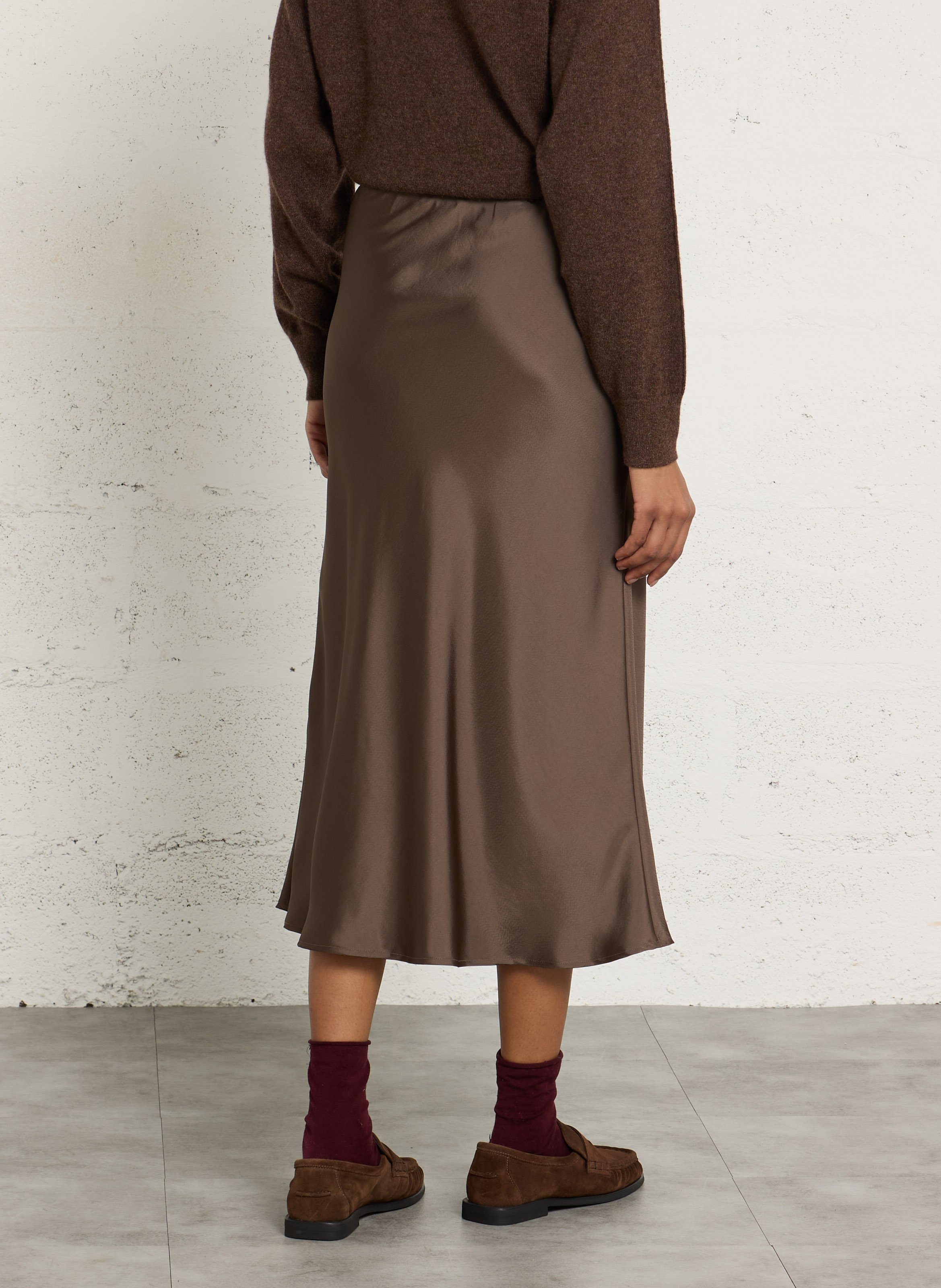 Fließender Midirock aus Satin SOEUR Braun