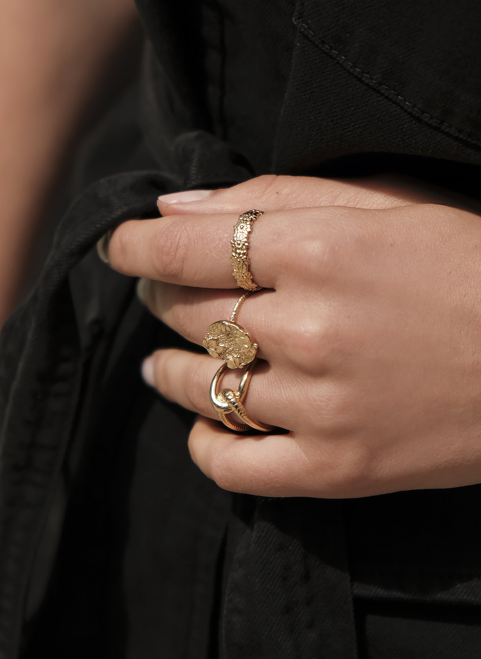 Wide ring AEC Paris Golden