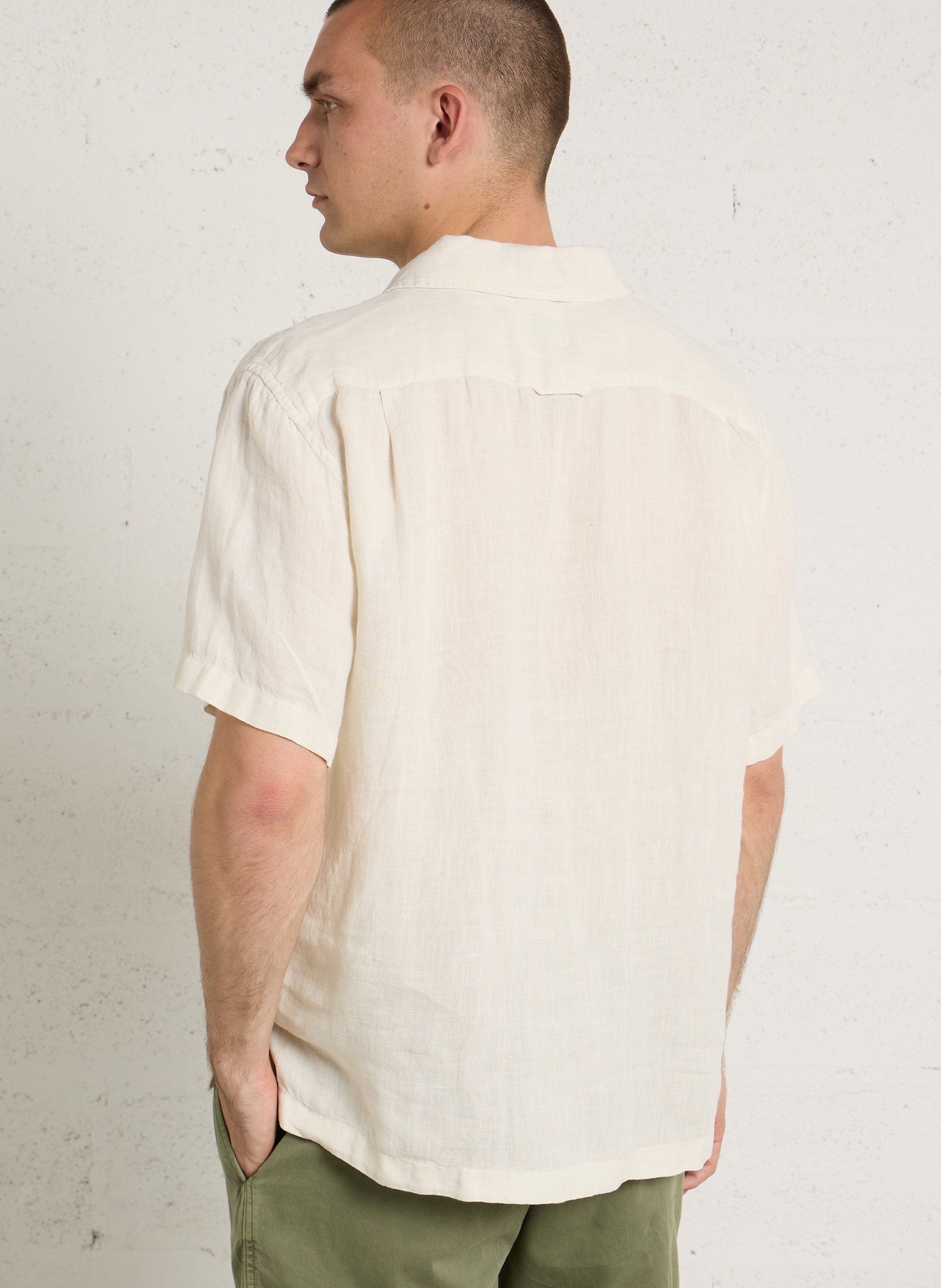 Chemise col classique en lin GANT Beige