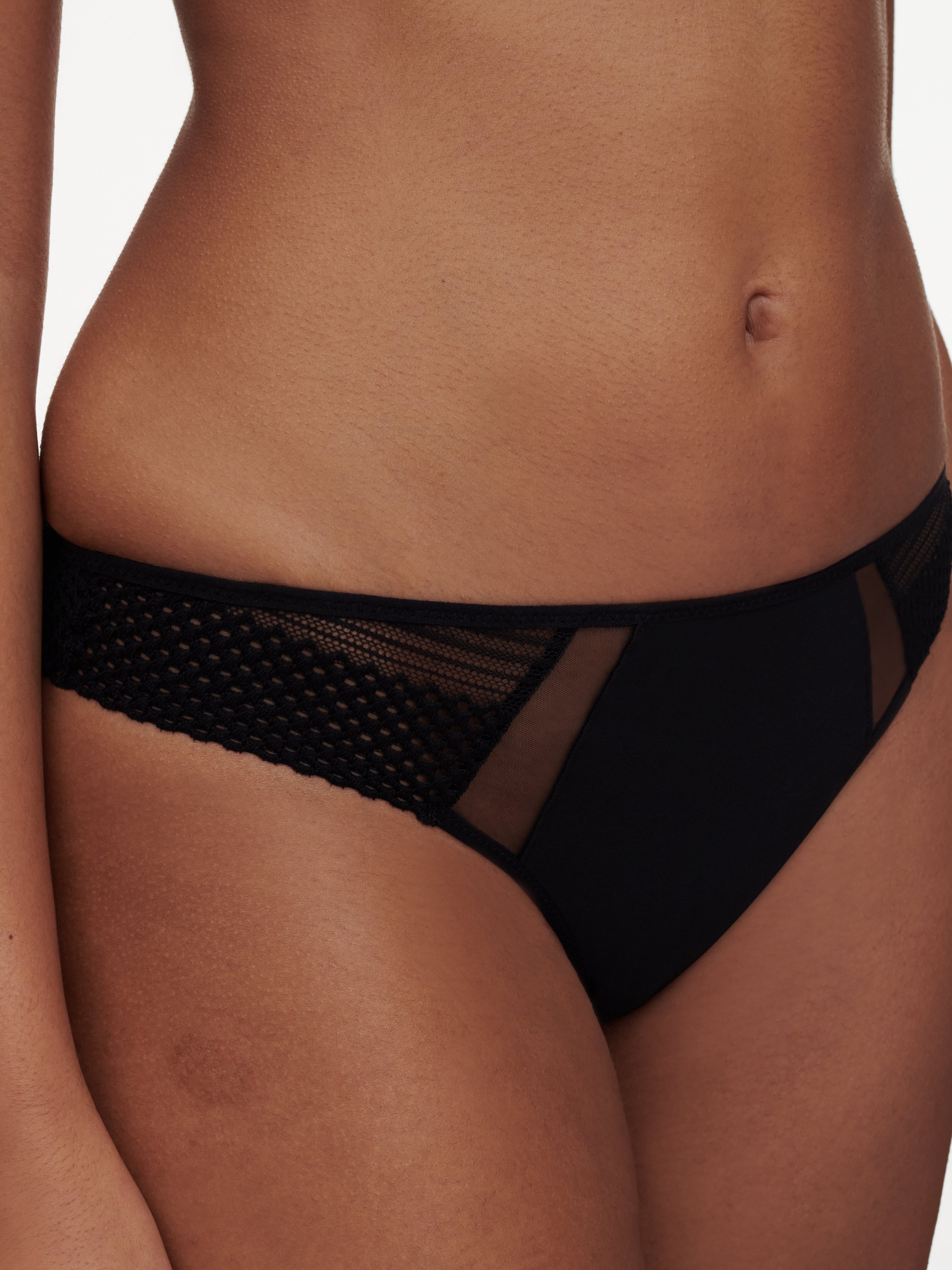 Aventurine lace tanga Black