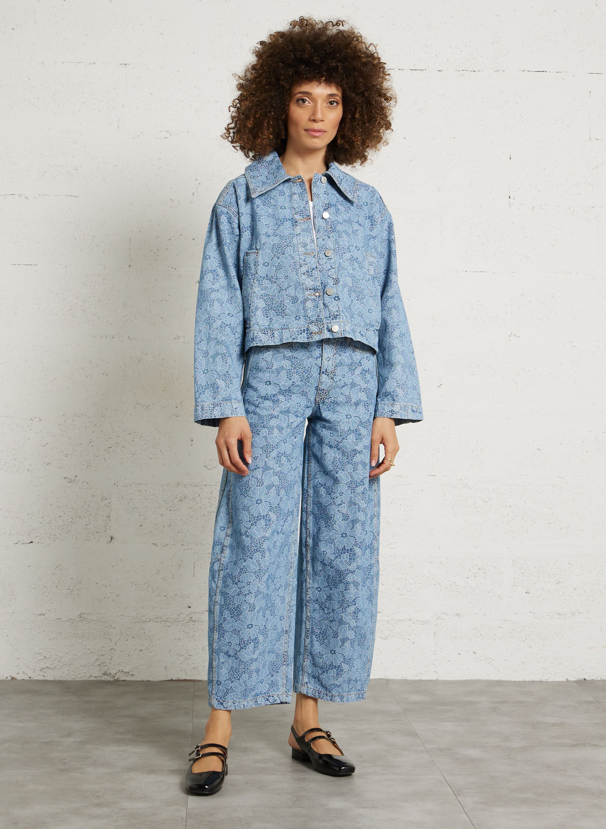 Weite bedruckte Jeansjacke THE TINY BIG SISTER Blau