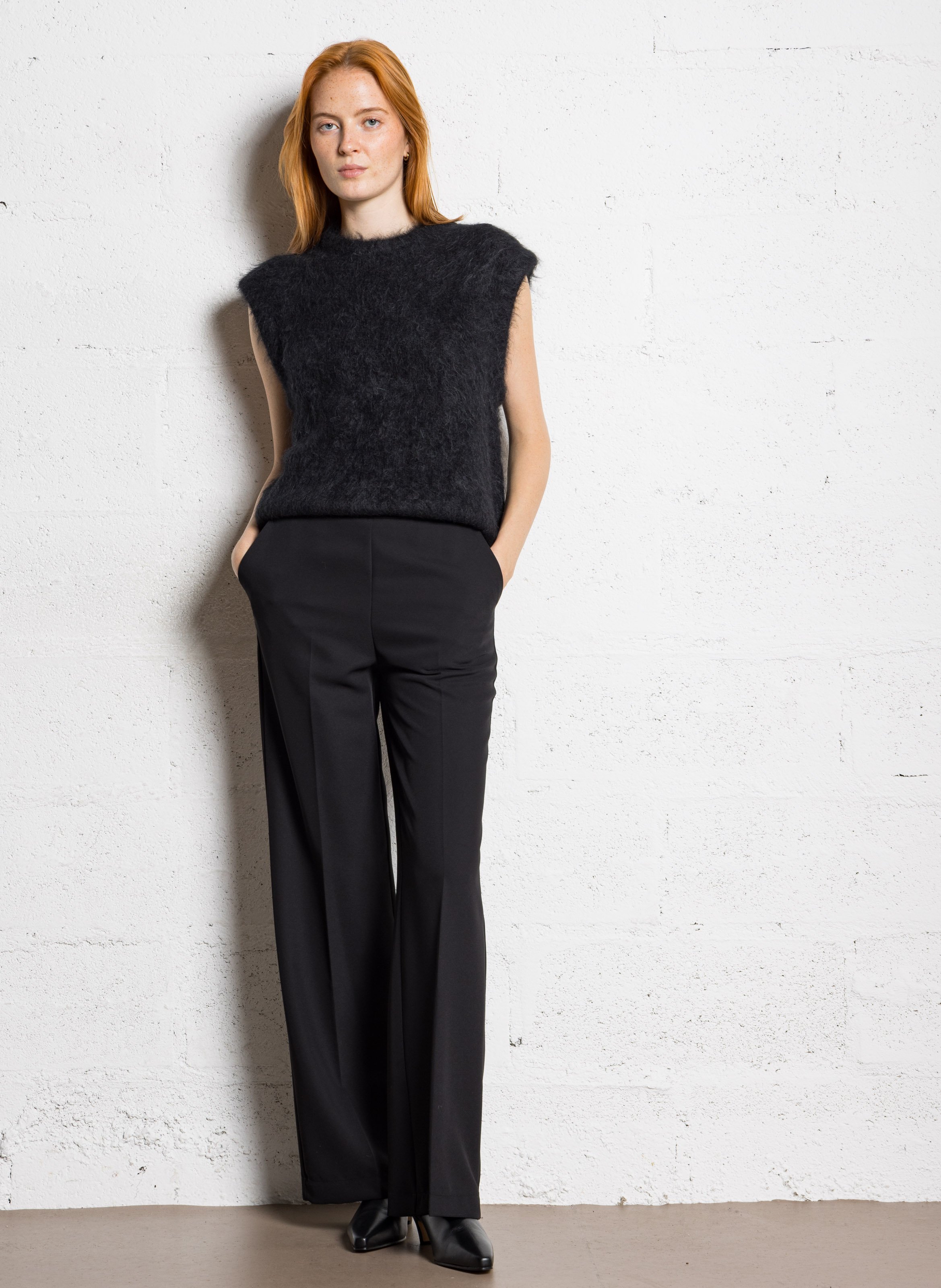 Pull sans manches uni en maille duveteuse AMERICAN VINTAGE Noir