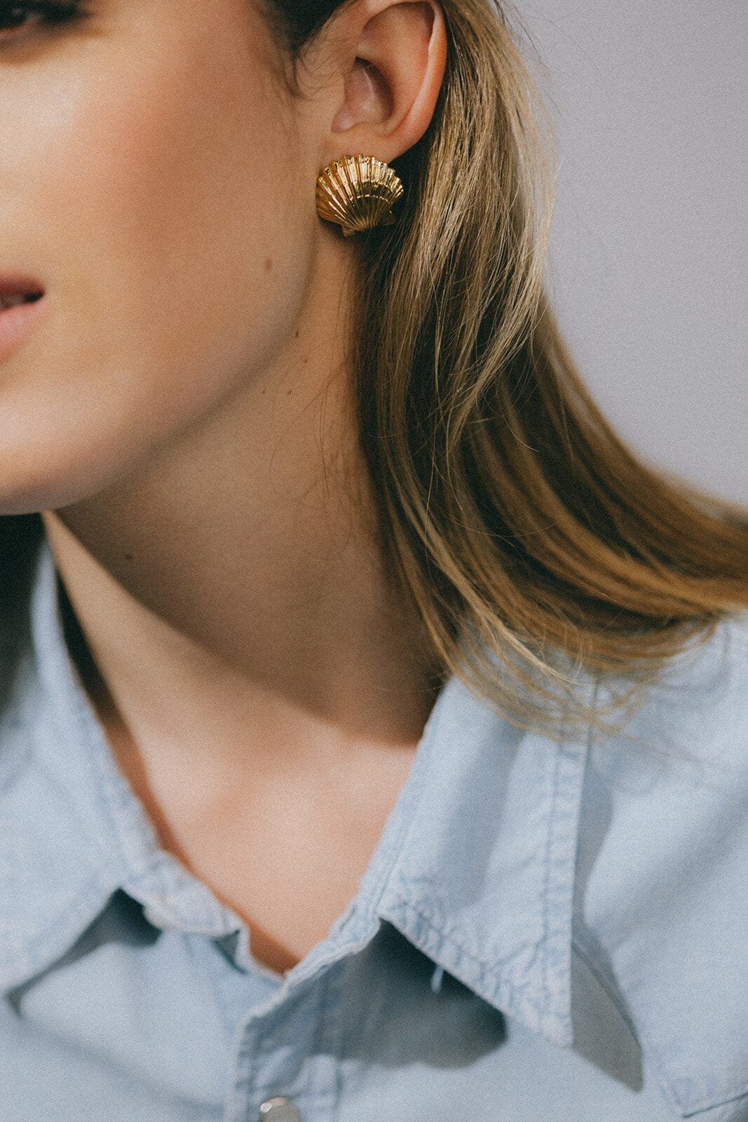 Large seashell stud earrings silver plated MONSIEUR SIMONE Silver
