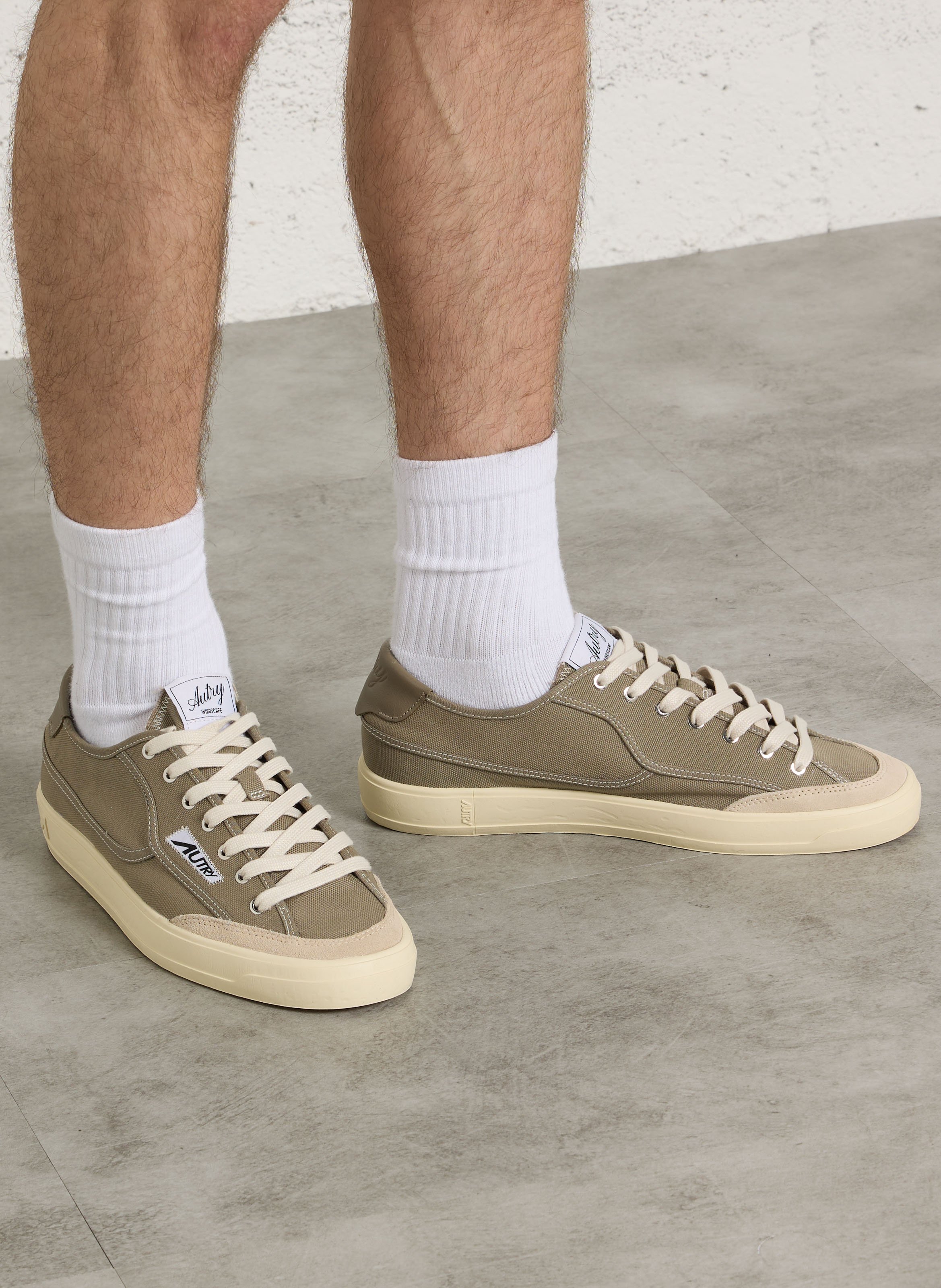 Baskets basses à lacets AUTRY Vert