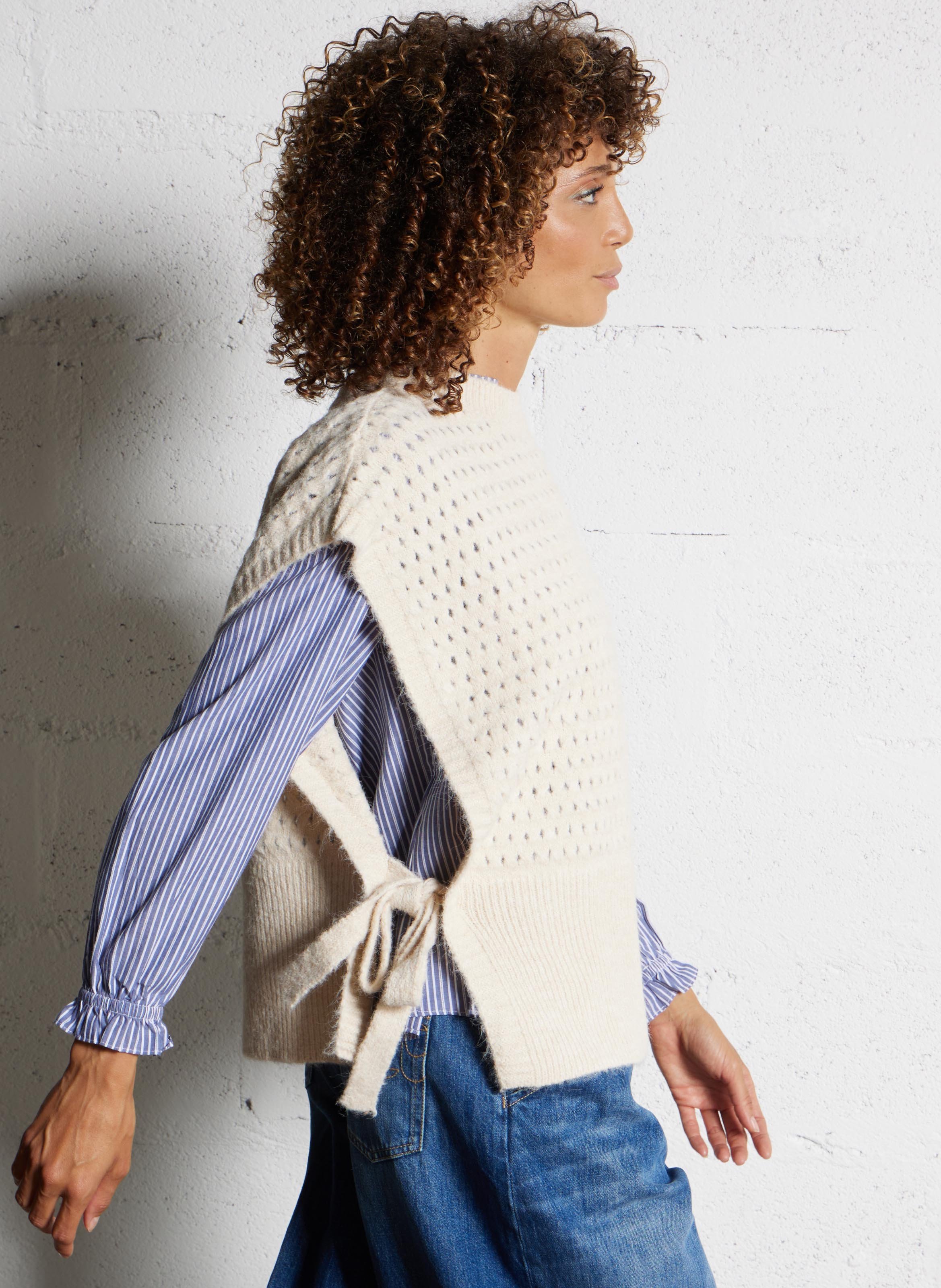 Weiter Pullover mit Rundhalsausschnitt THE KORNER Weiss