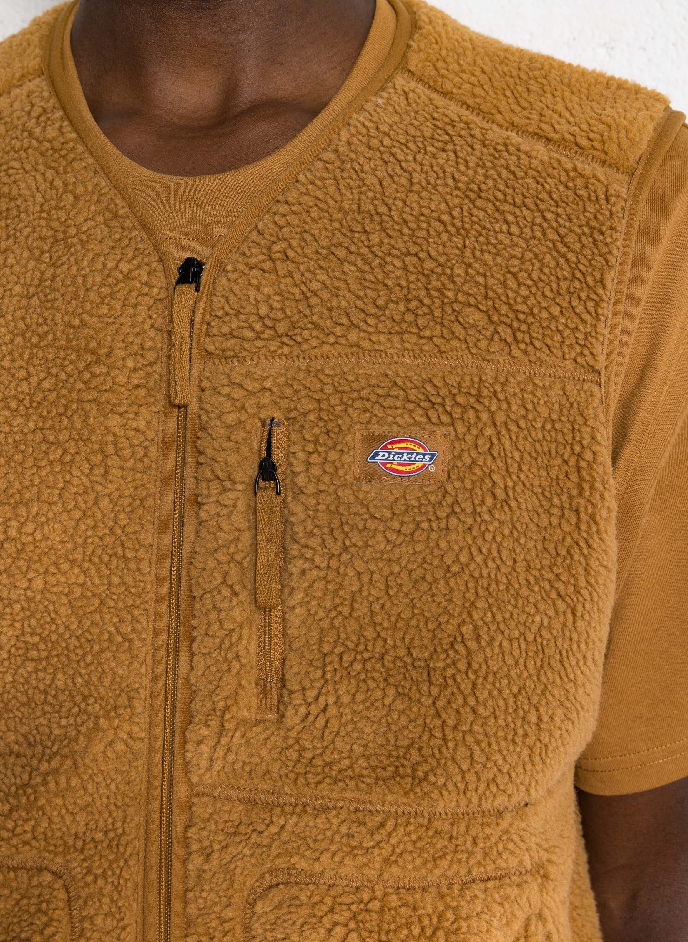 Jasje met V-hals van sherpa DICKIES Bruin