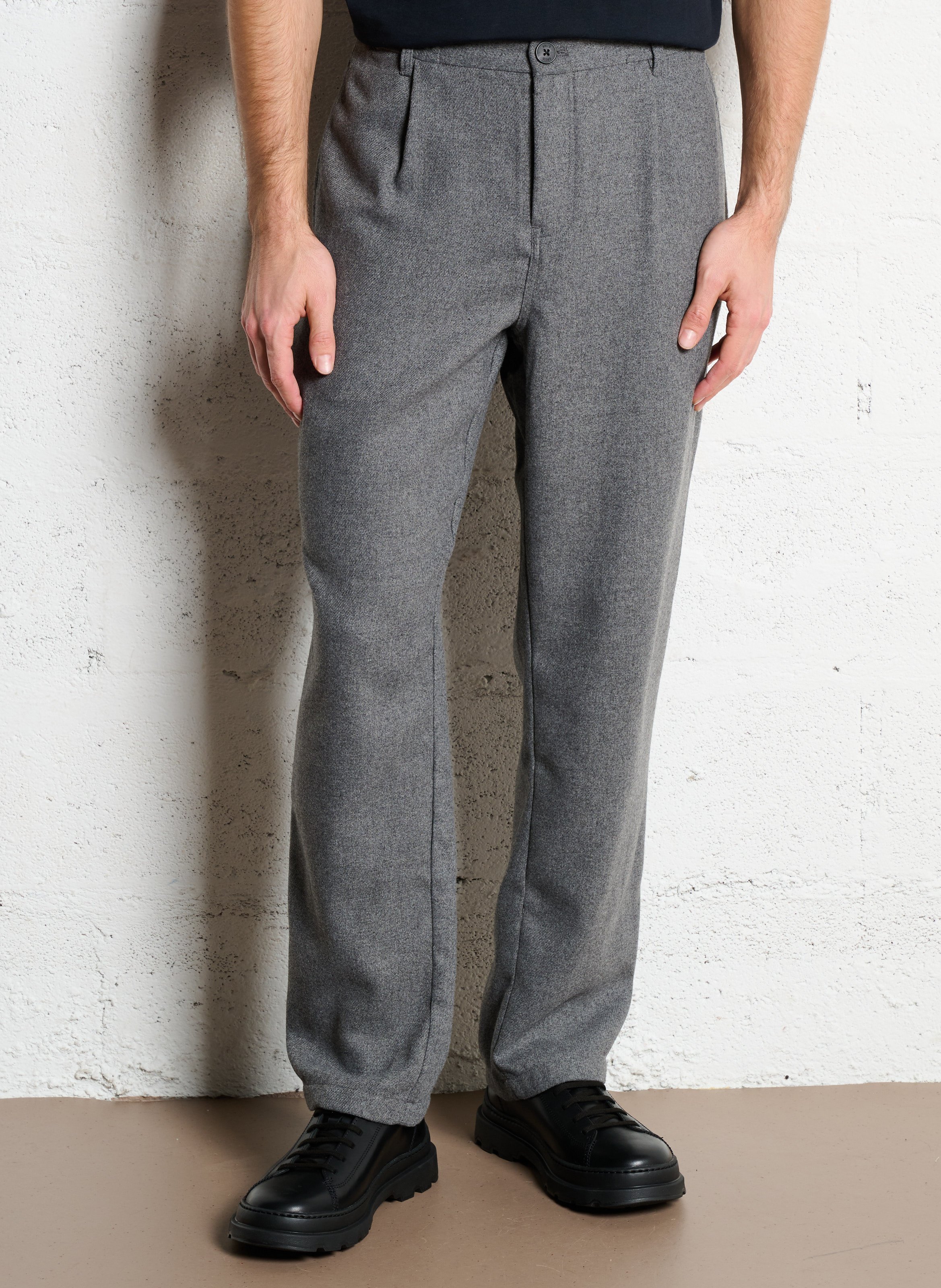 Pantalon droit SOLID