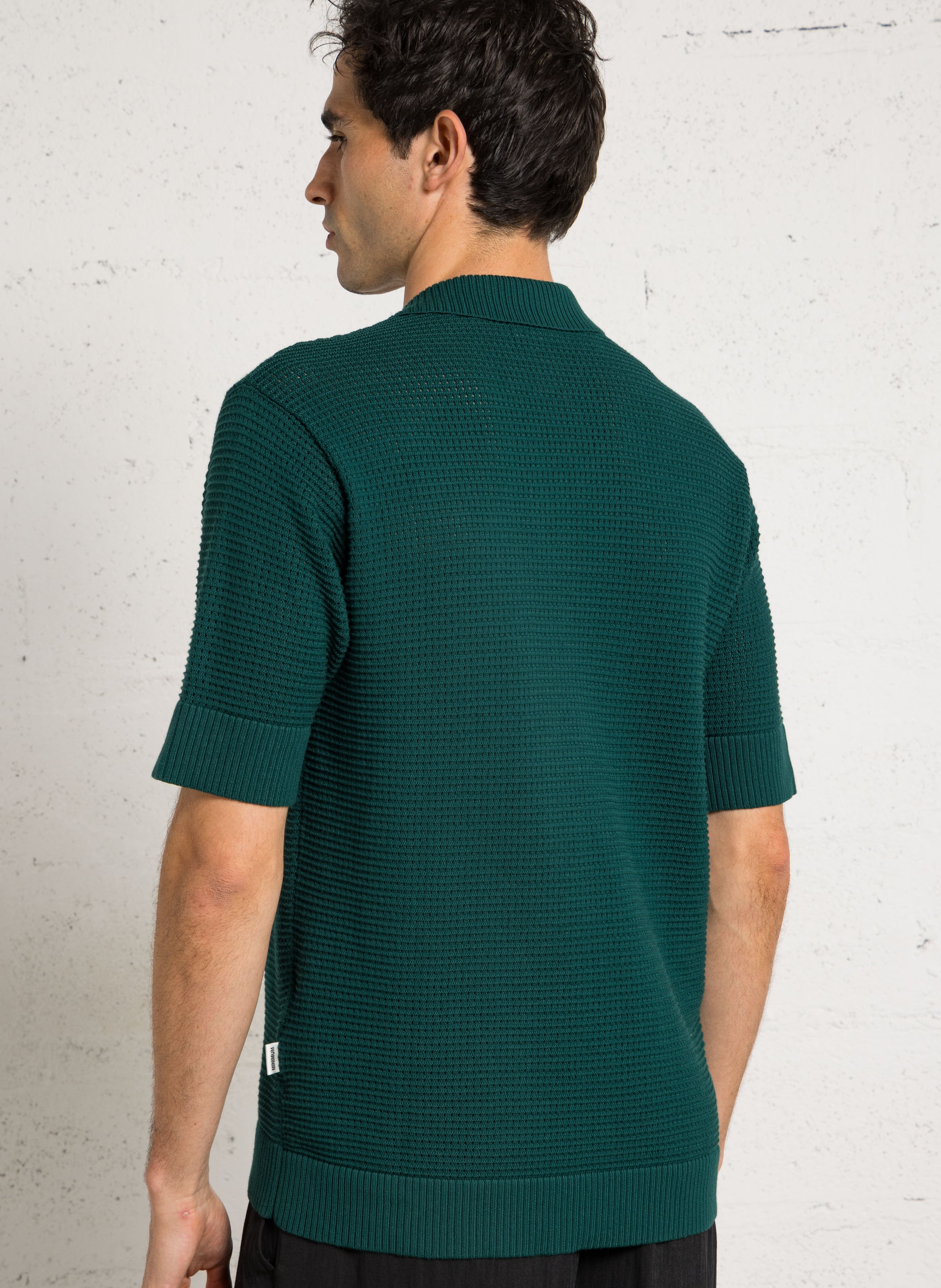 Rechte gilet met omgeslagen kraag van katoen. MINIMUM Groen