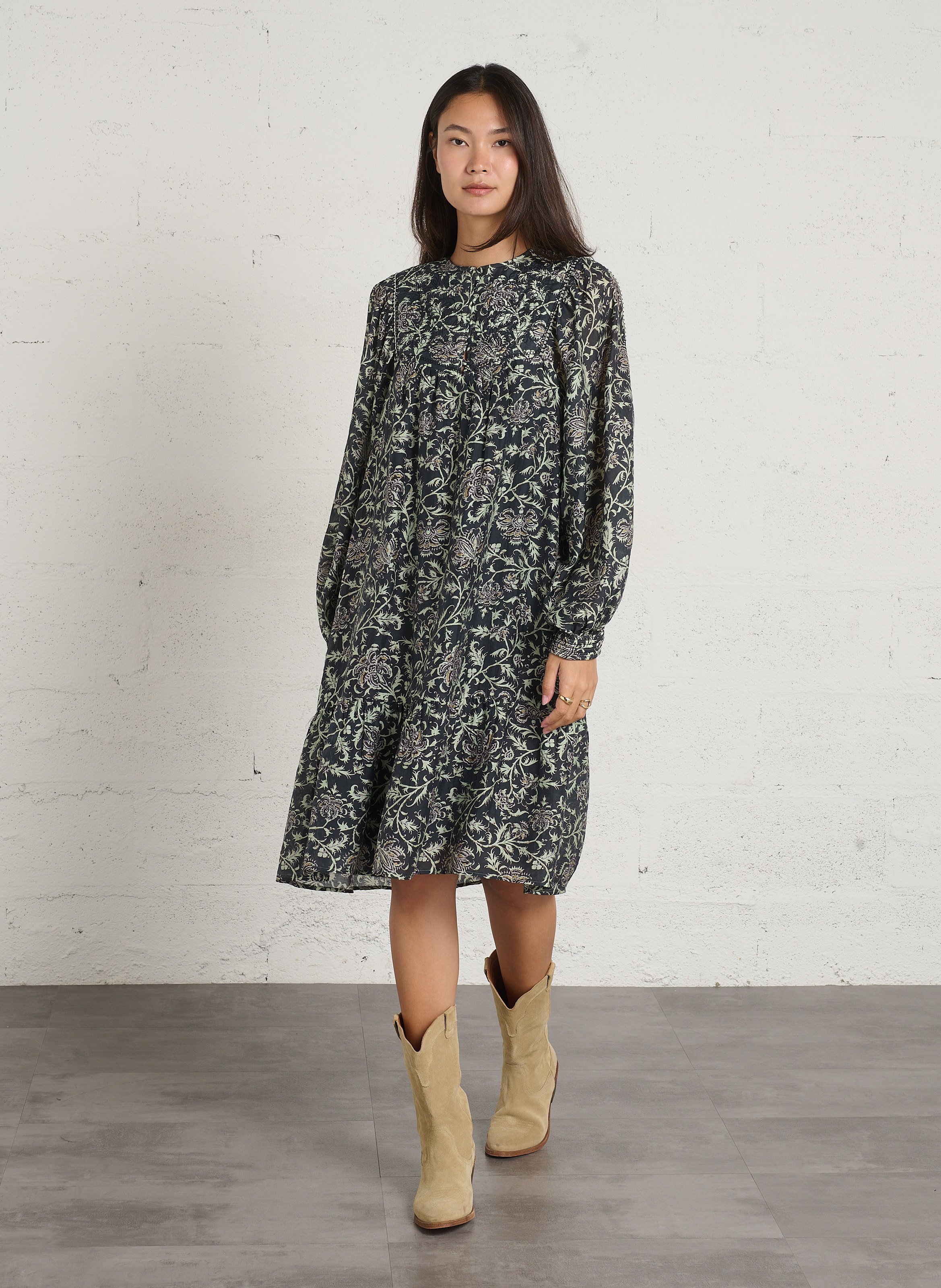 Robe courte imprimée à manches longues SEE U SOON Noir