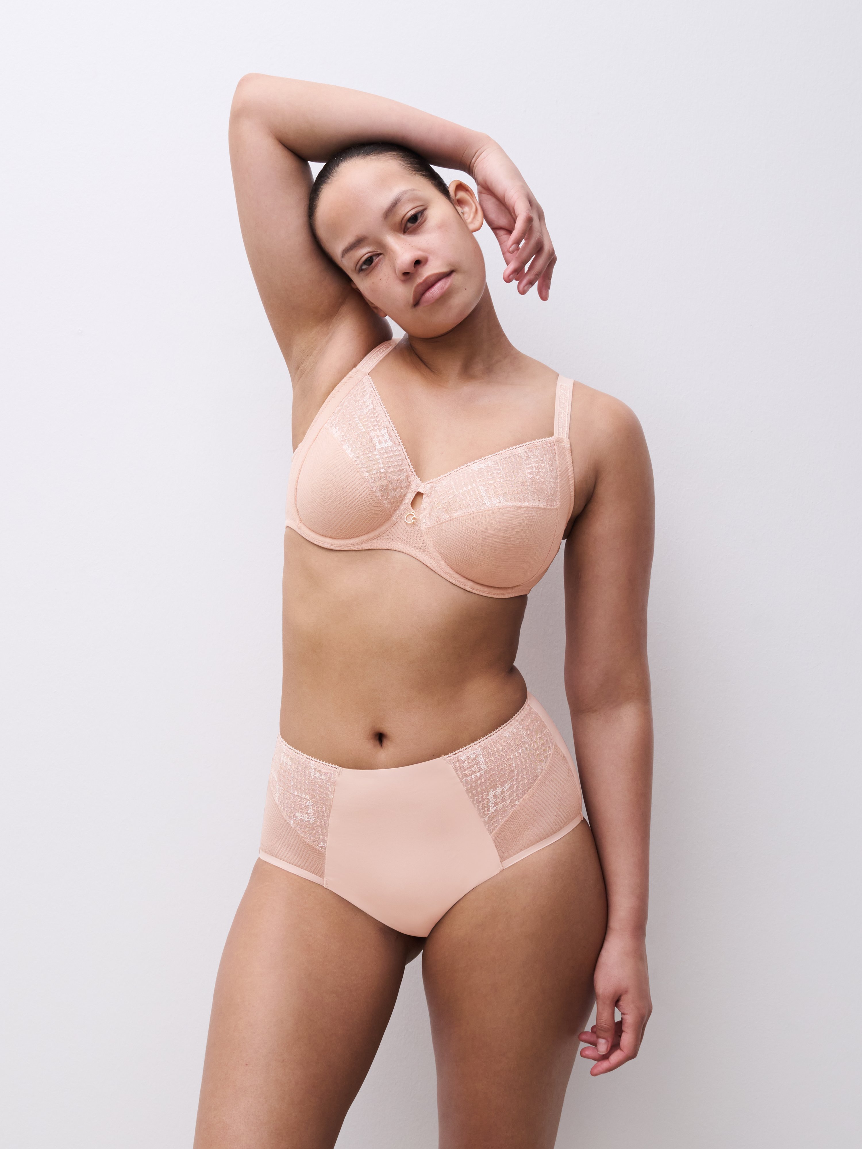 Full-cup bra CHANTELLE Pink