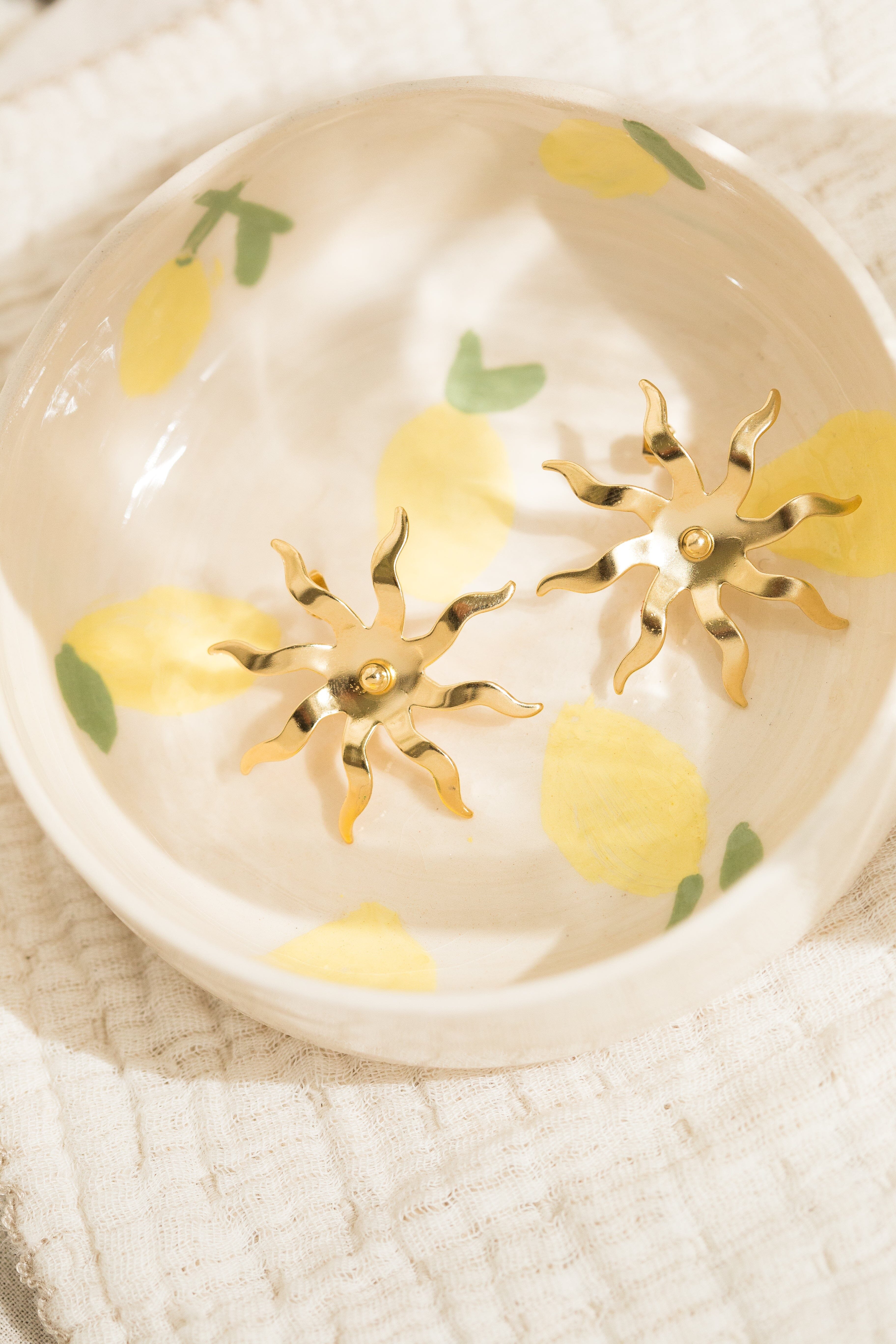 Maxi sun-shaped gold-plated stud earrings MONSIEUR SIMONE Golden