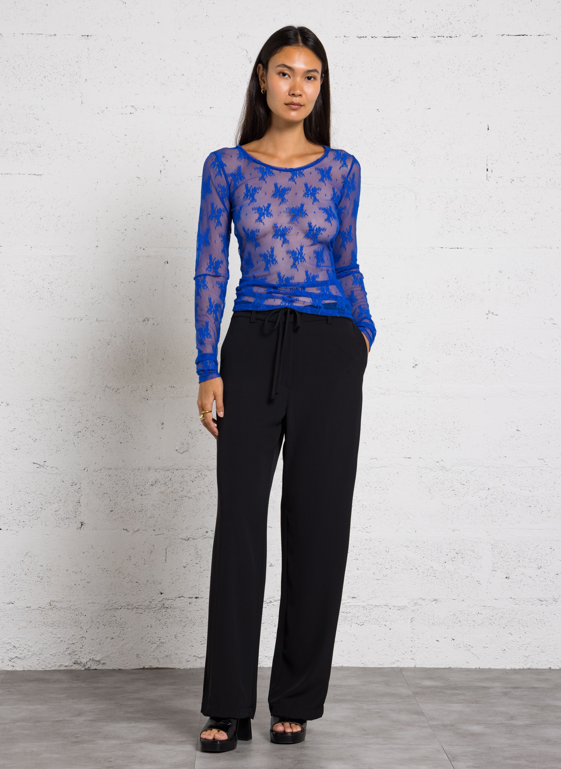 Round neck t-shirt with floral embroidery IMPERIAL Blue