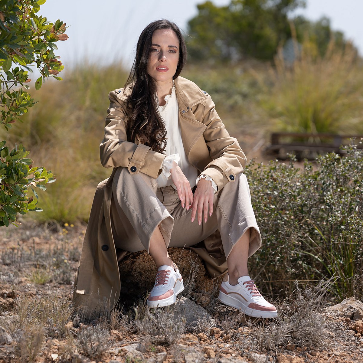 Vintage leather trainers JULES & JENN White