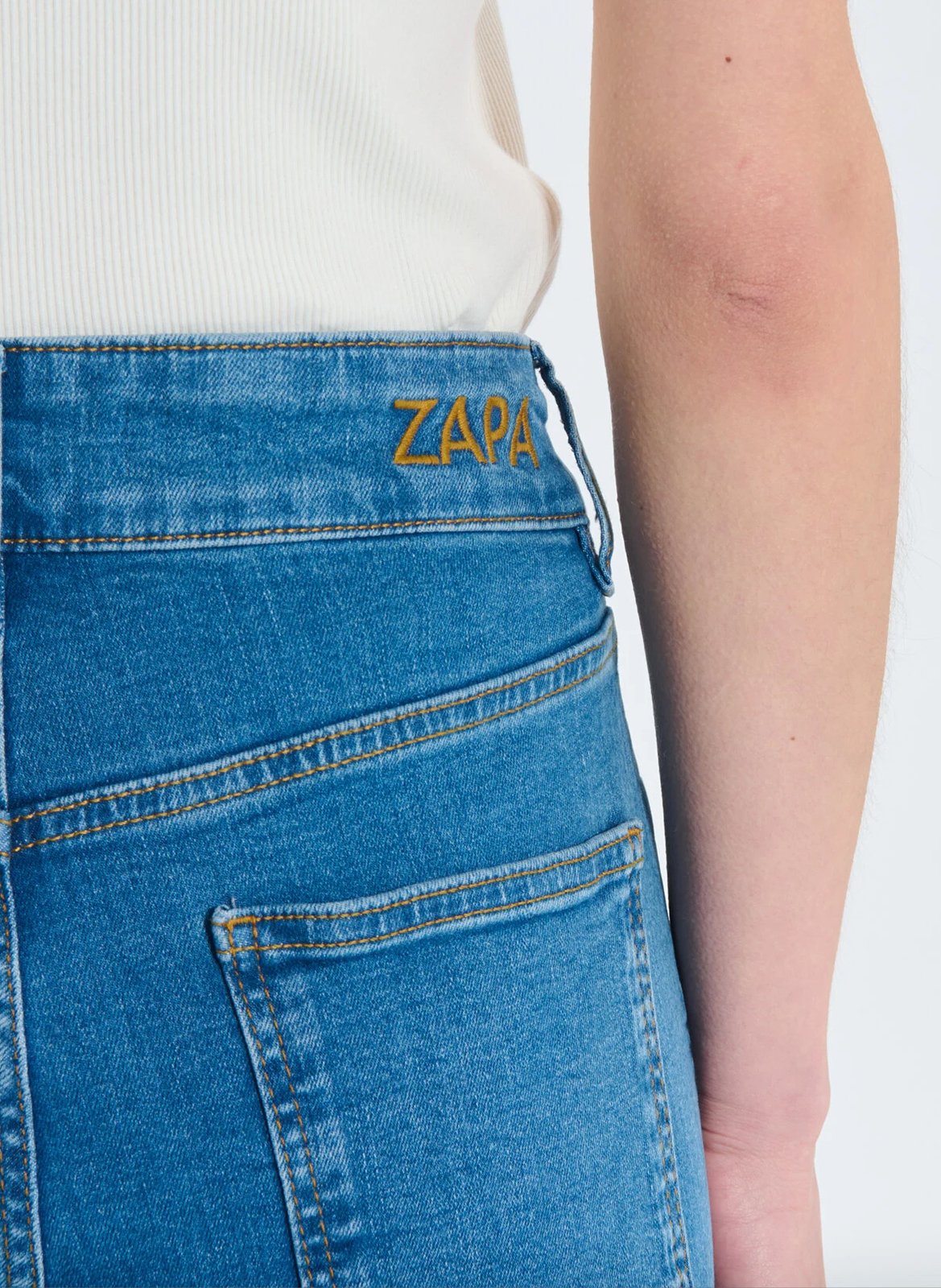 Gerade geschnittene Jeans aus Baumwoll-Mix ZAPA Blau