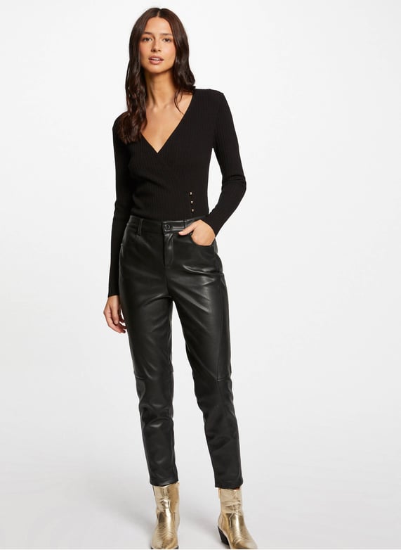 Heren Slim Sweater Lange Mouw Truien Effen V-hals Lange Mouw Gebreide Pullover Top, Rode trui, M Heren Slim Sweater Lange Mouw Truien Effen V-hals Lange Mouw Gebreide Pullover Top, Rode trui, M
